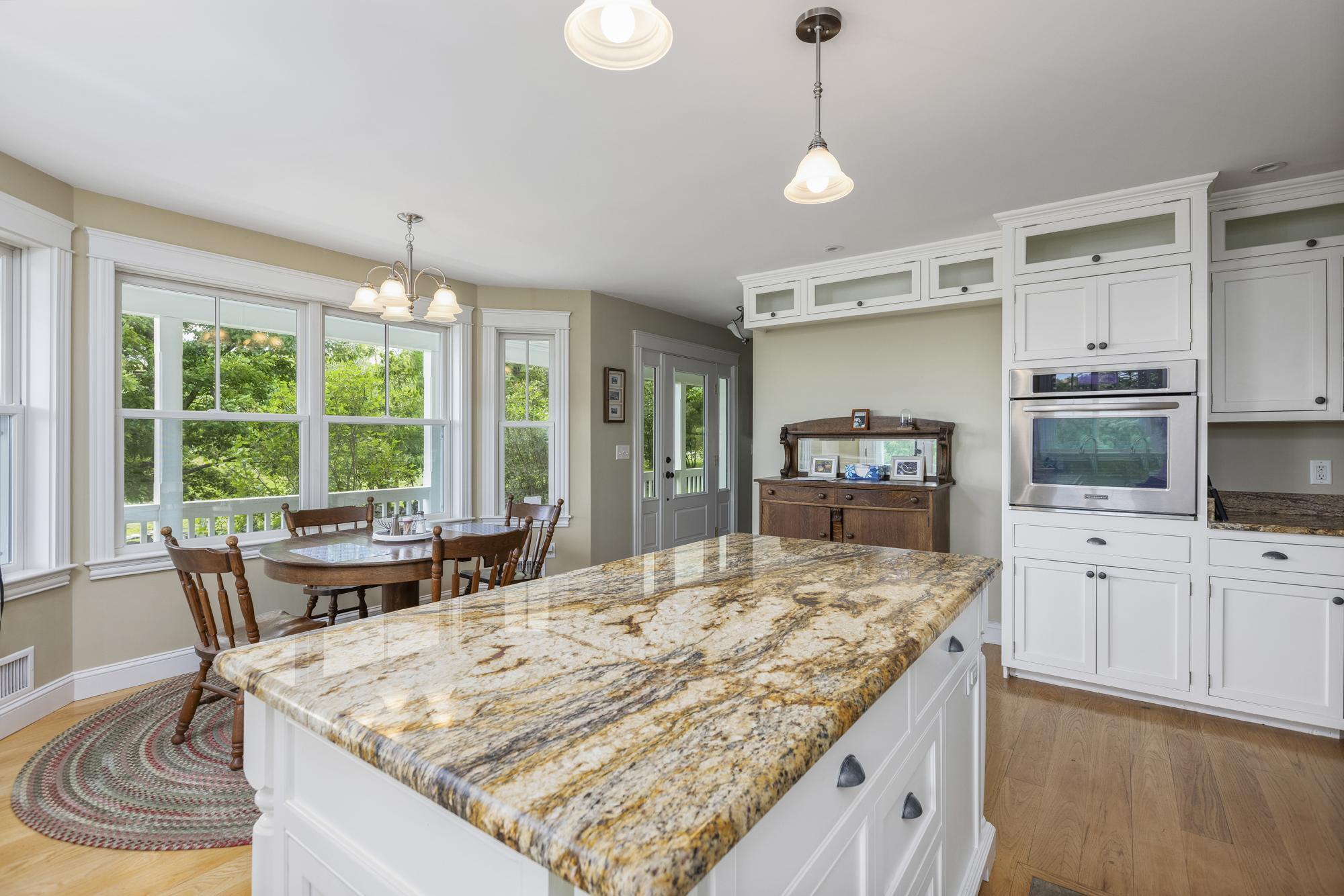 1 Tavern Way