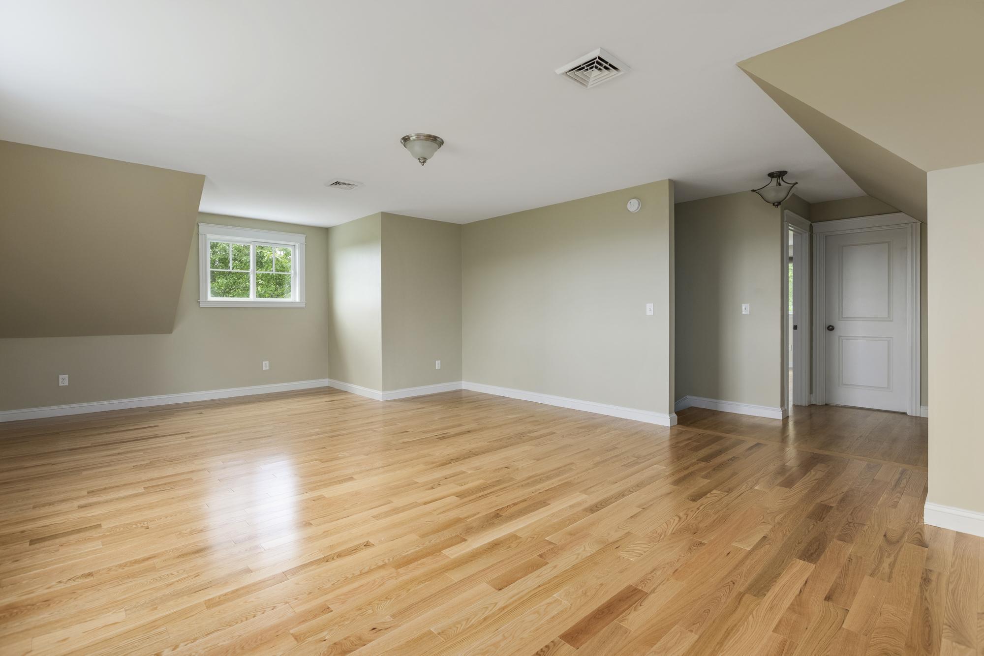 1 Tavern Way