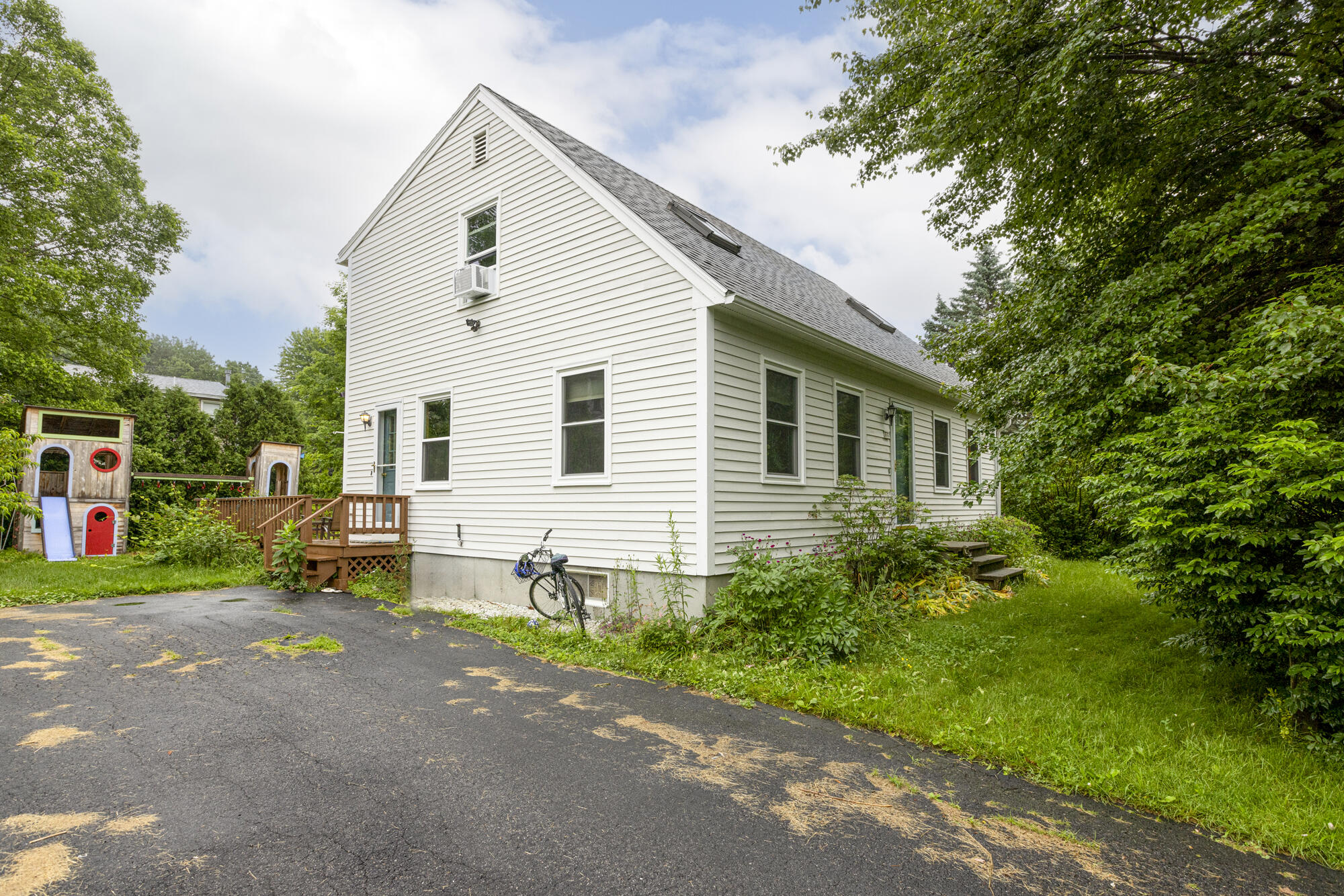 16 Humboldt Street