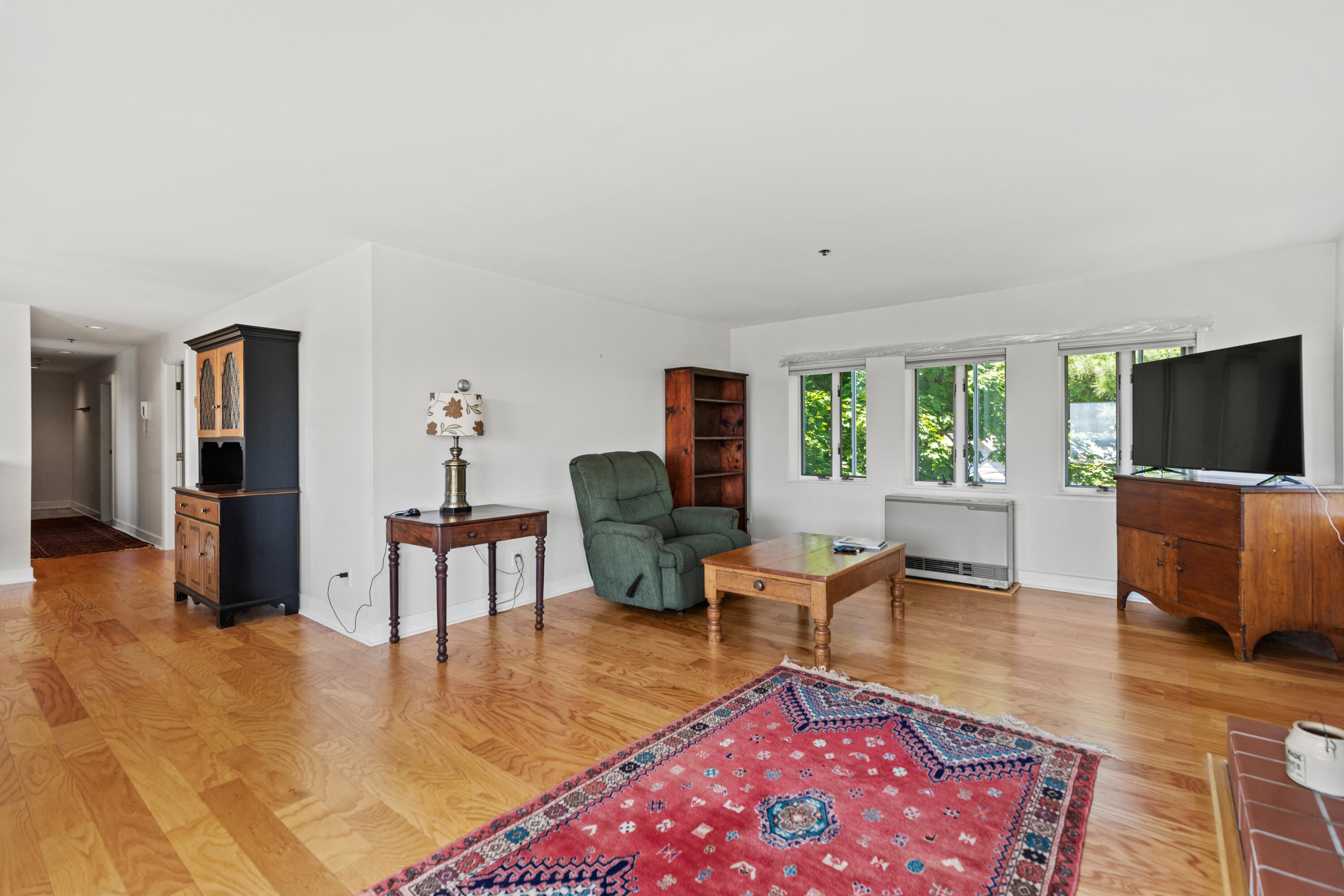 149 Fort Road, 10