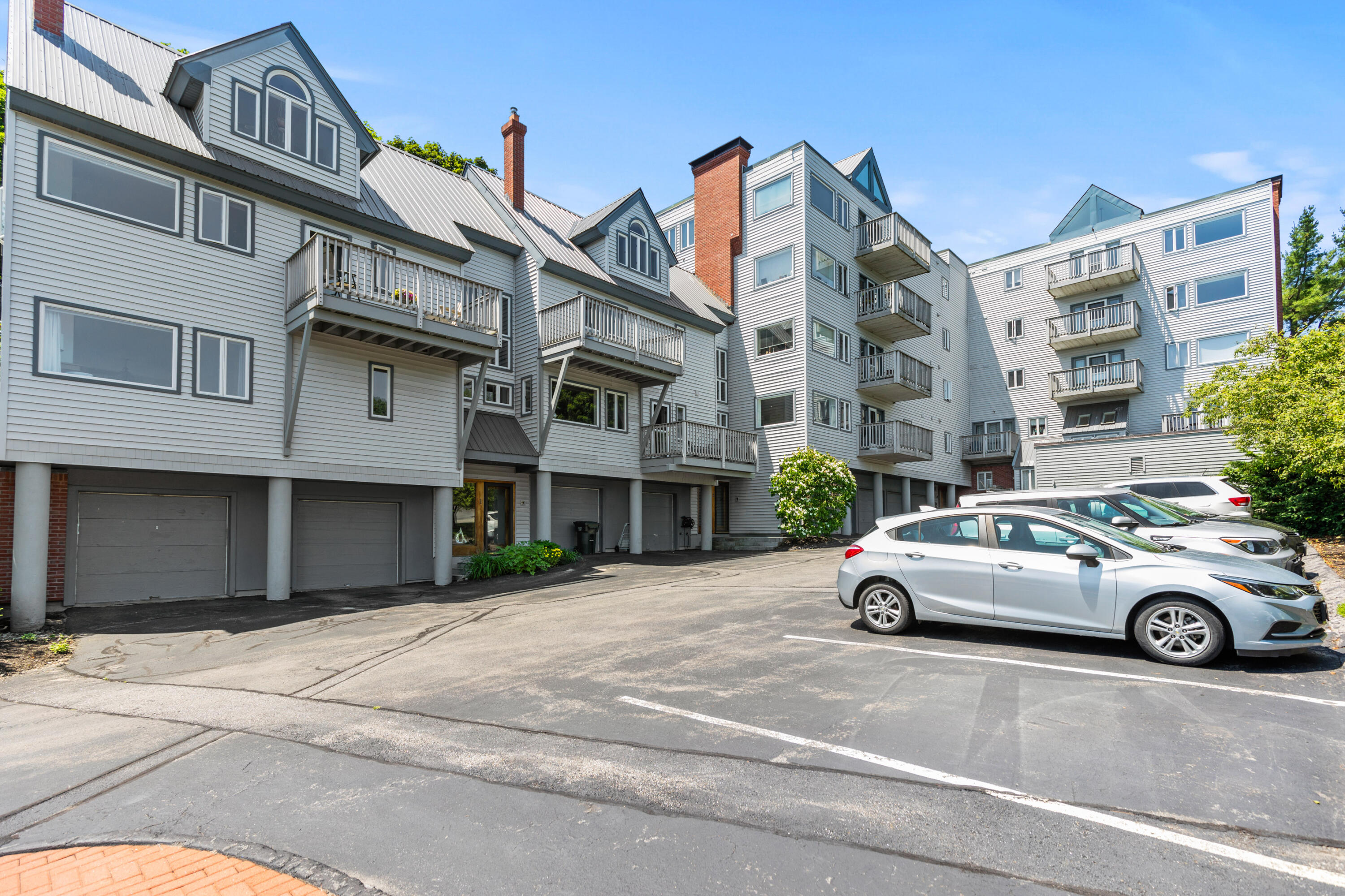 149 Fort Road, 10