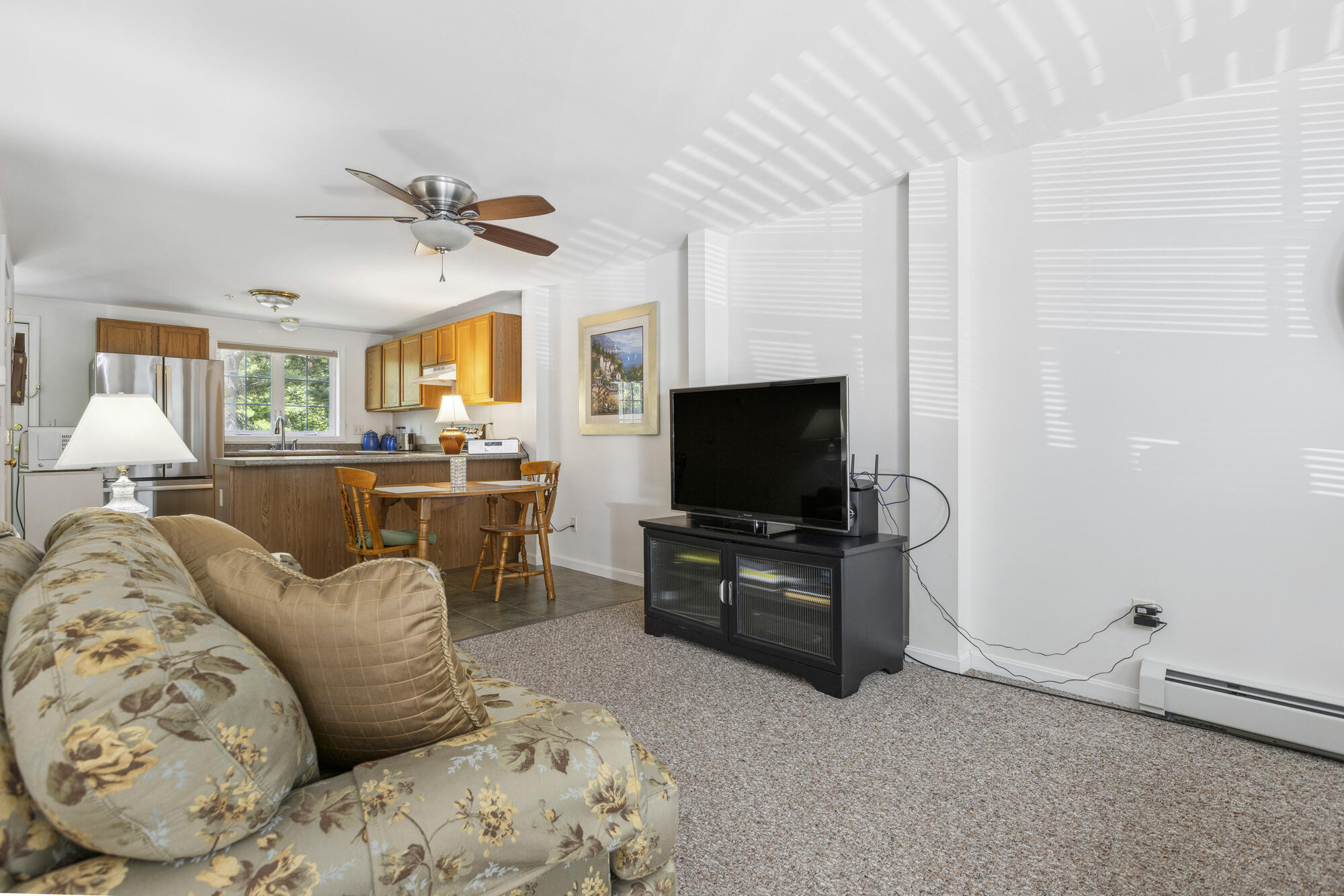 51 Carriage Lane, B