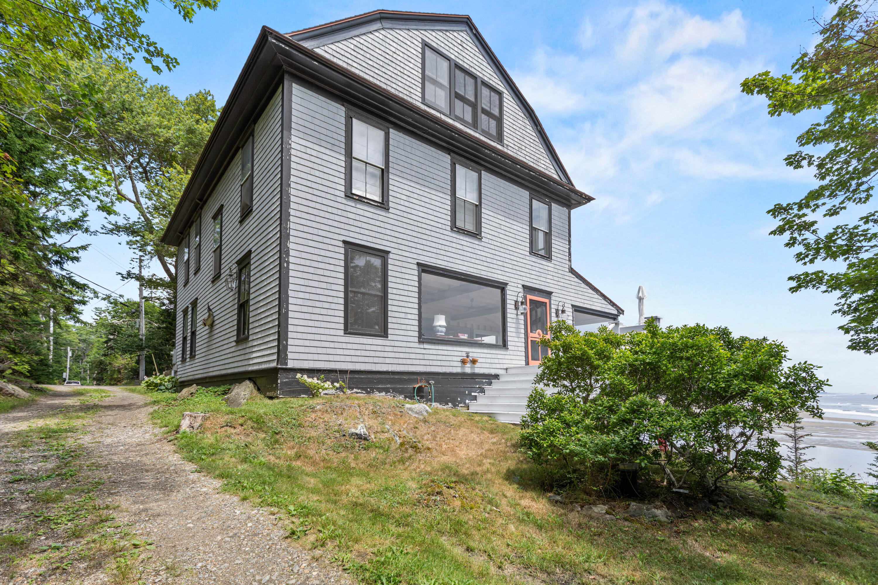 84 Club Road