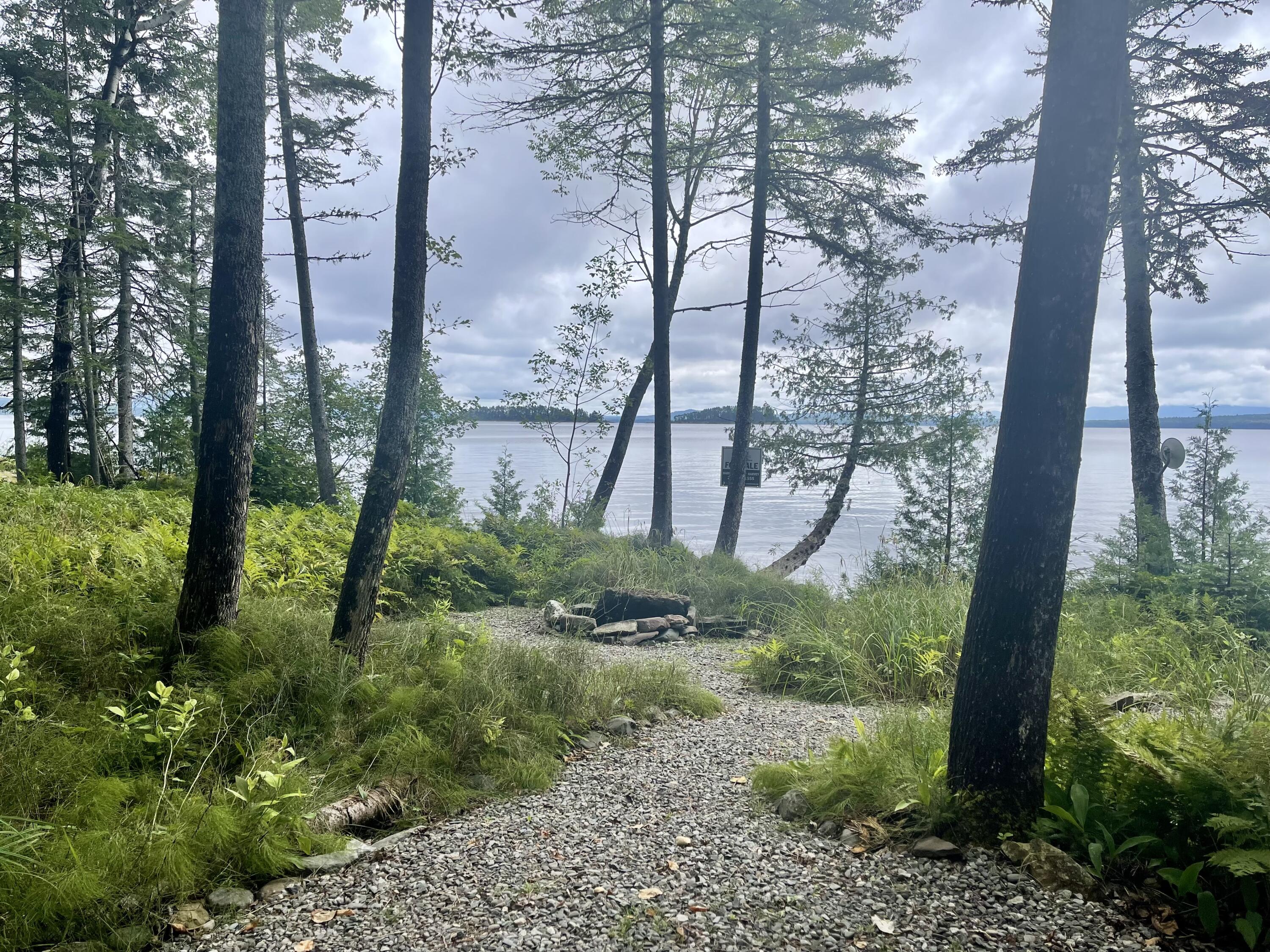 12 Woodland Trail