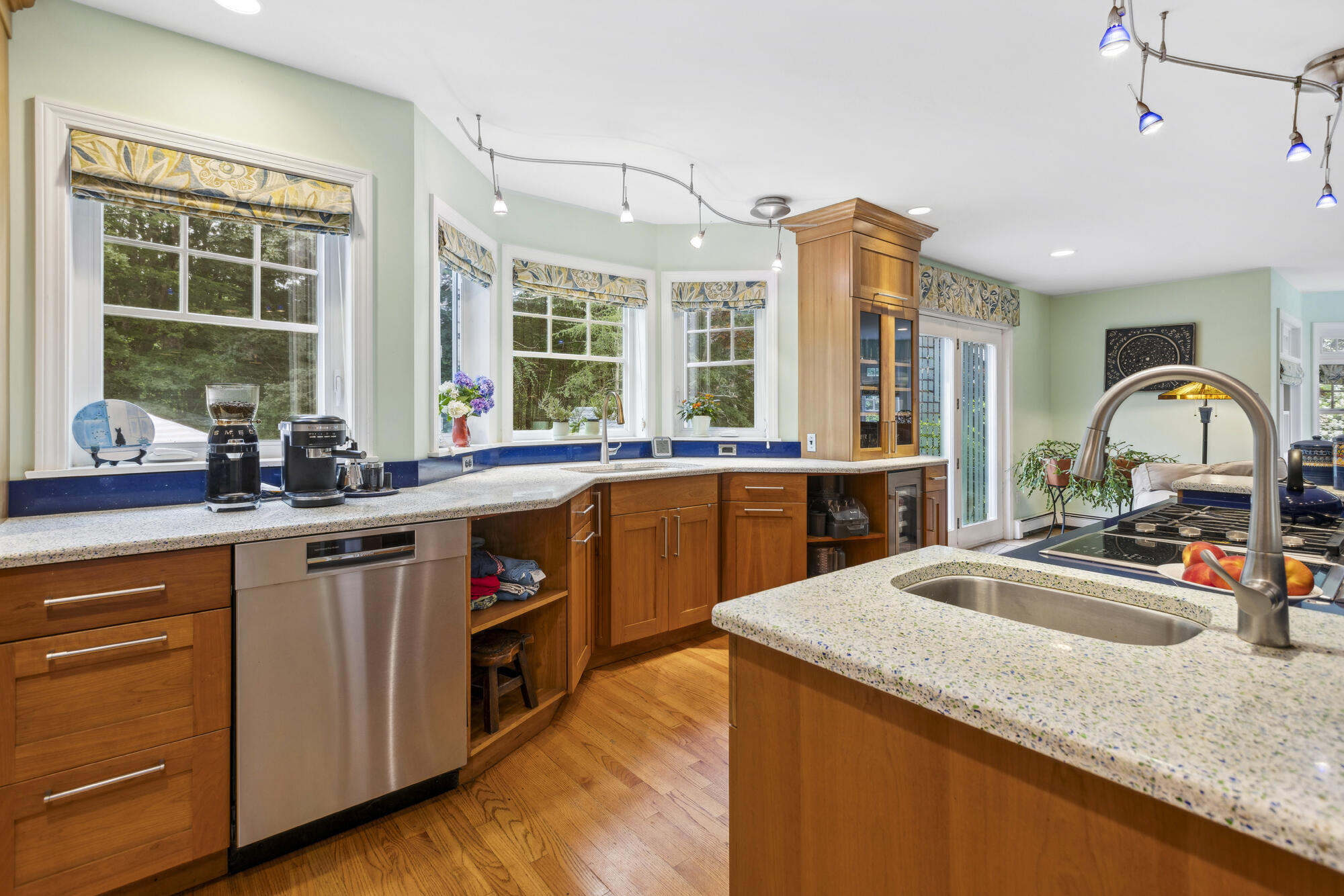 4 Meadowview Lane
