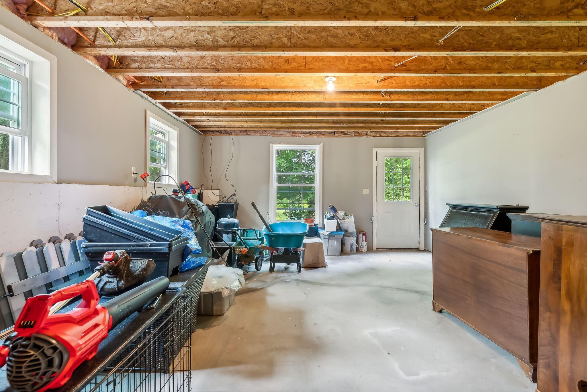 21 Eastview Road