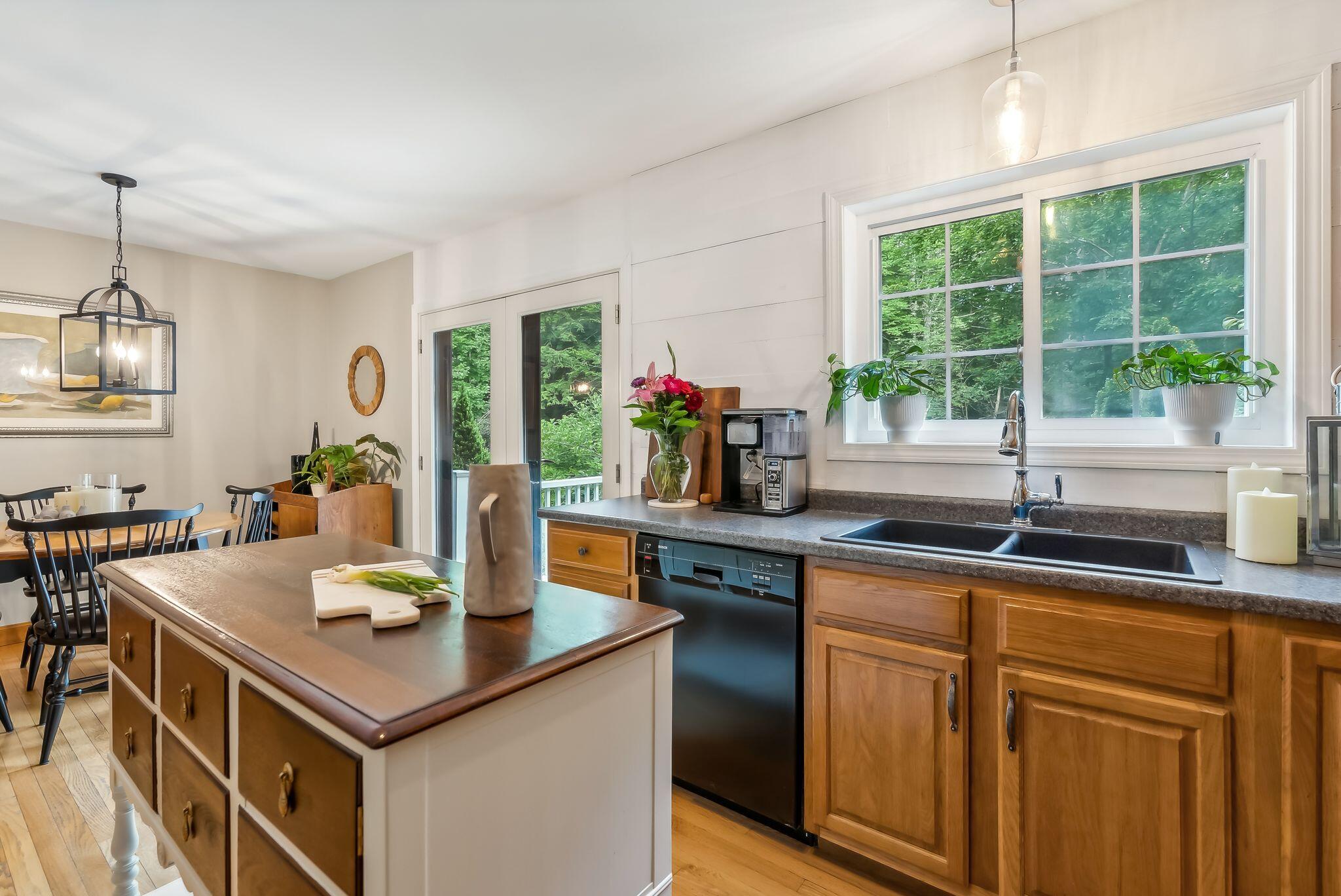 21 Eastview Road