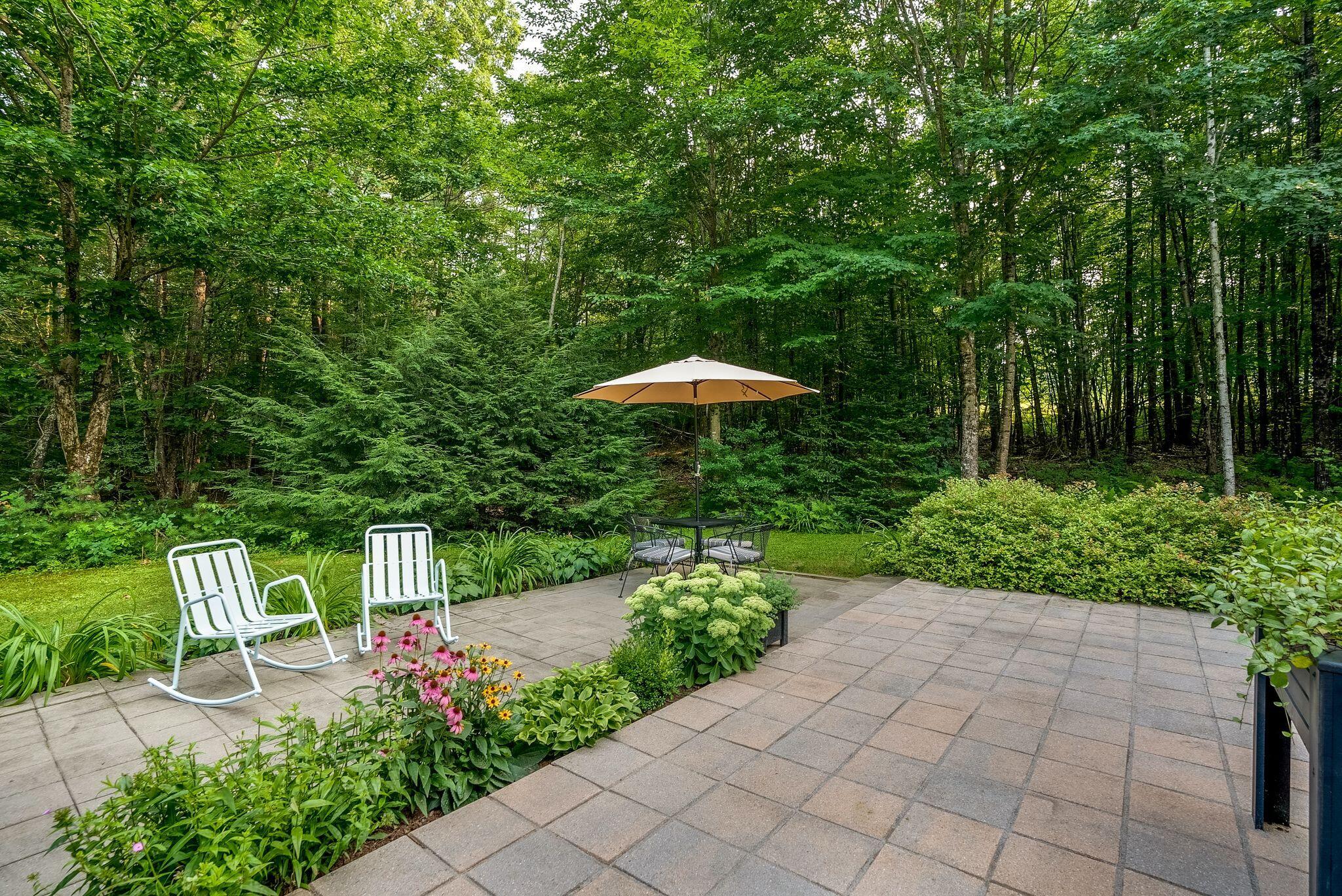 21 Eastview Road