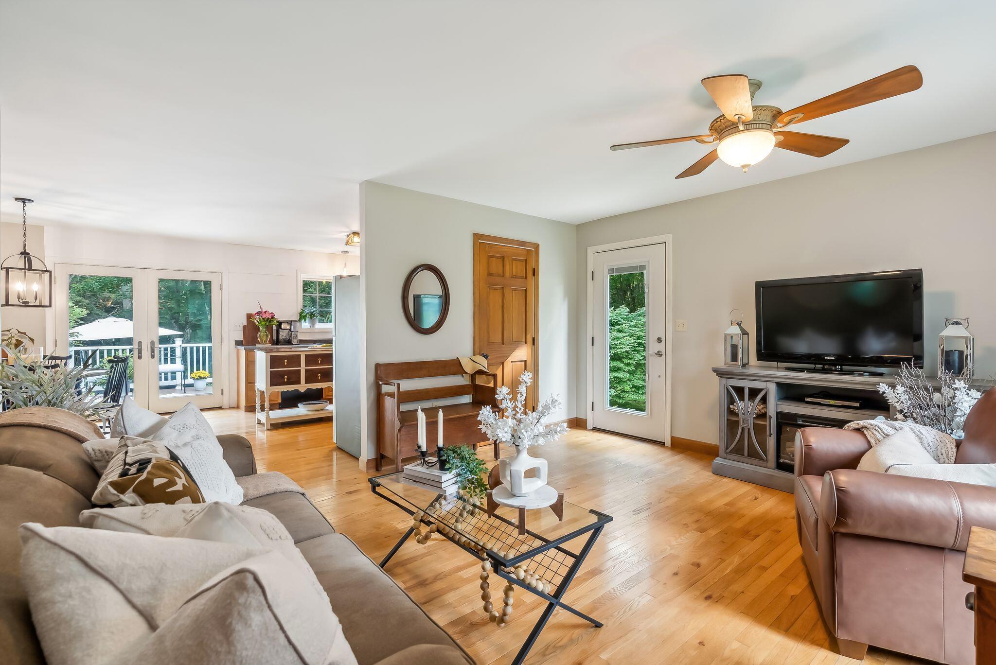 21 Eastview Road
