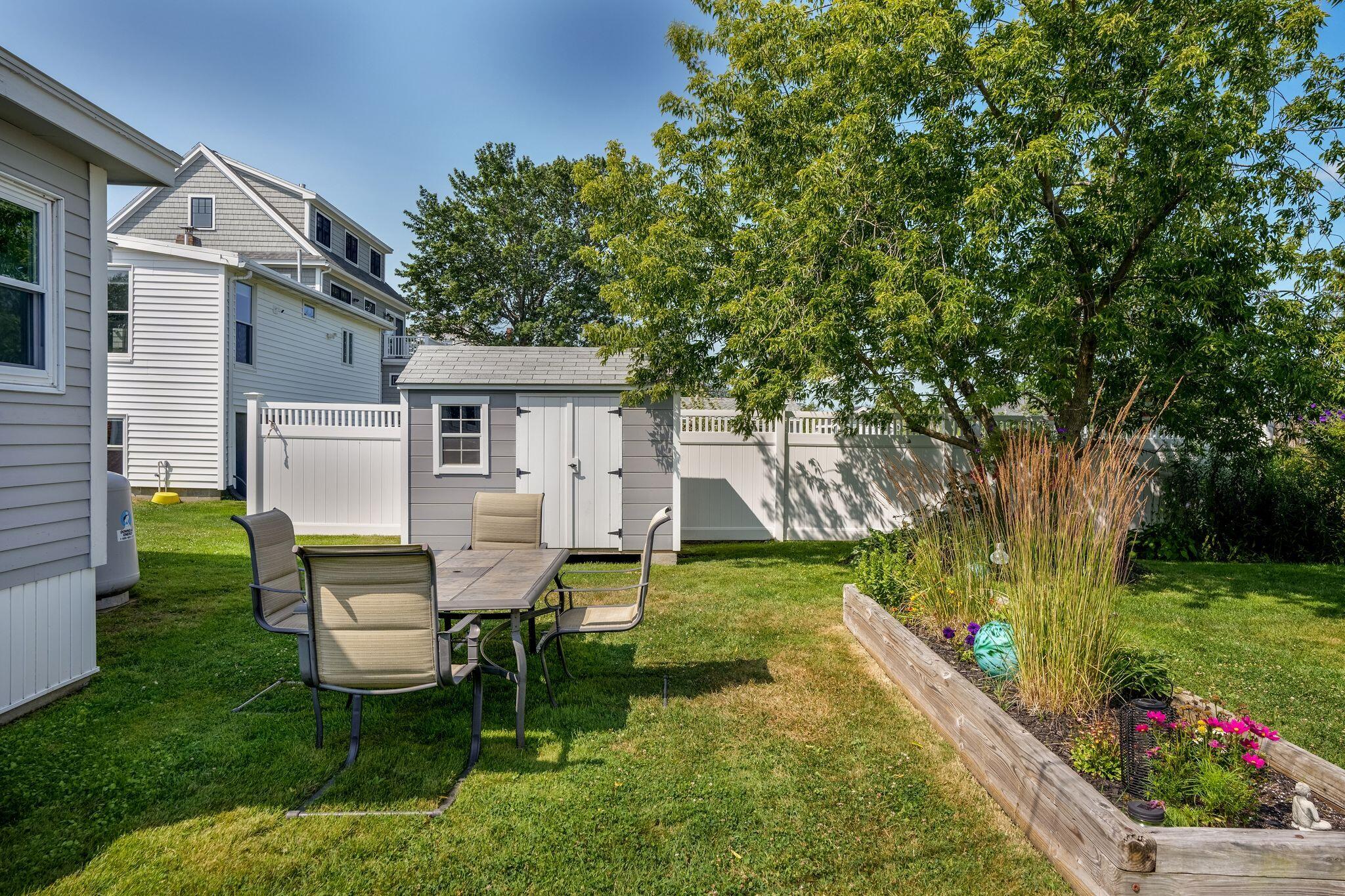 20 Jones Creek Drive, A