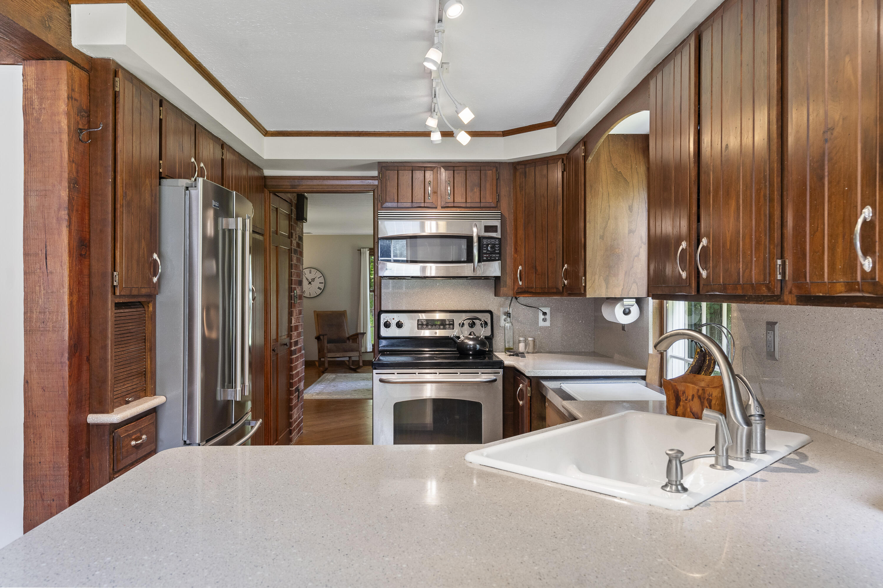 13 High Bluffs Road