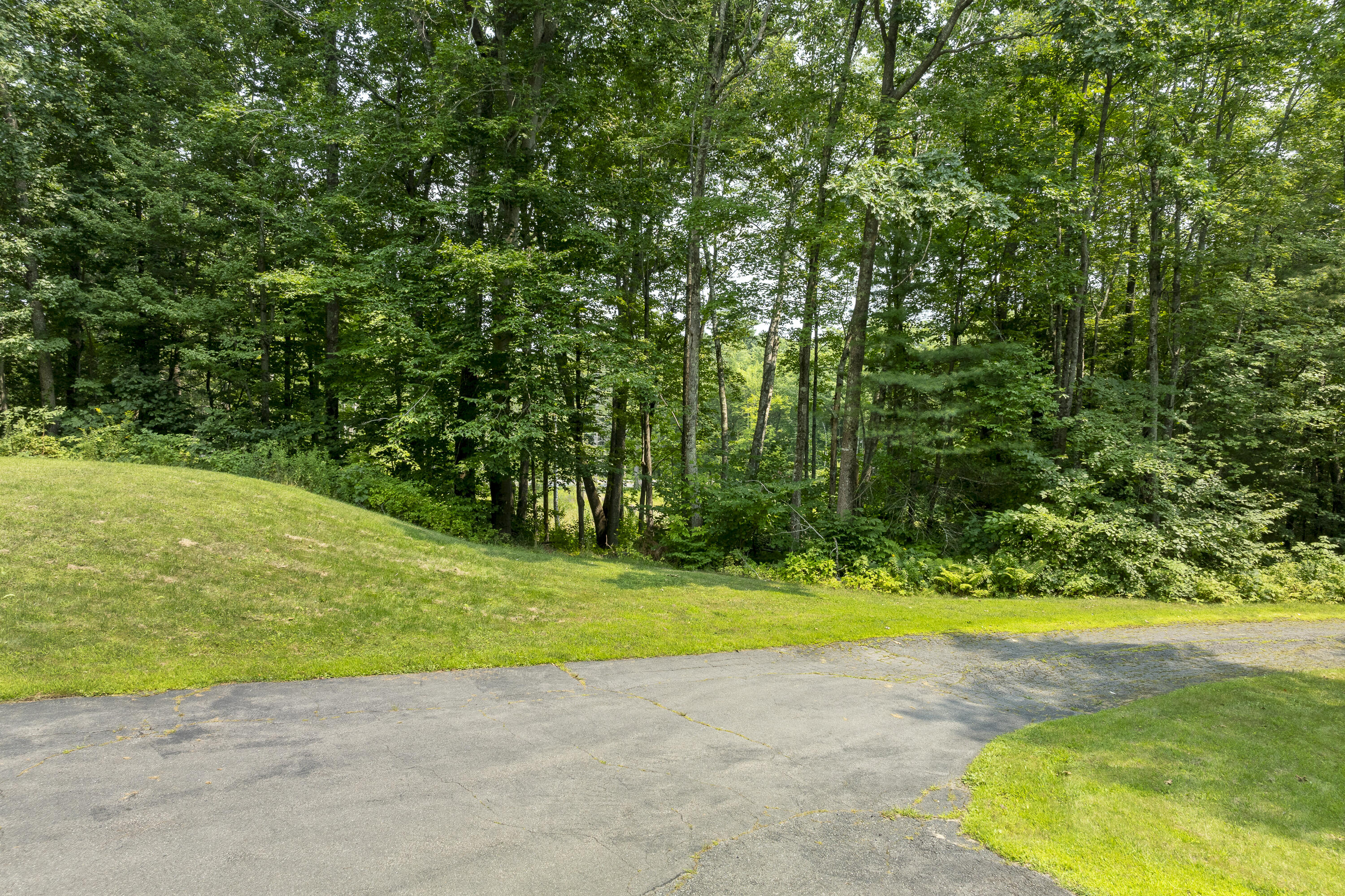 13 High Bluffs Road