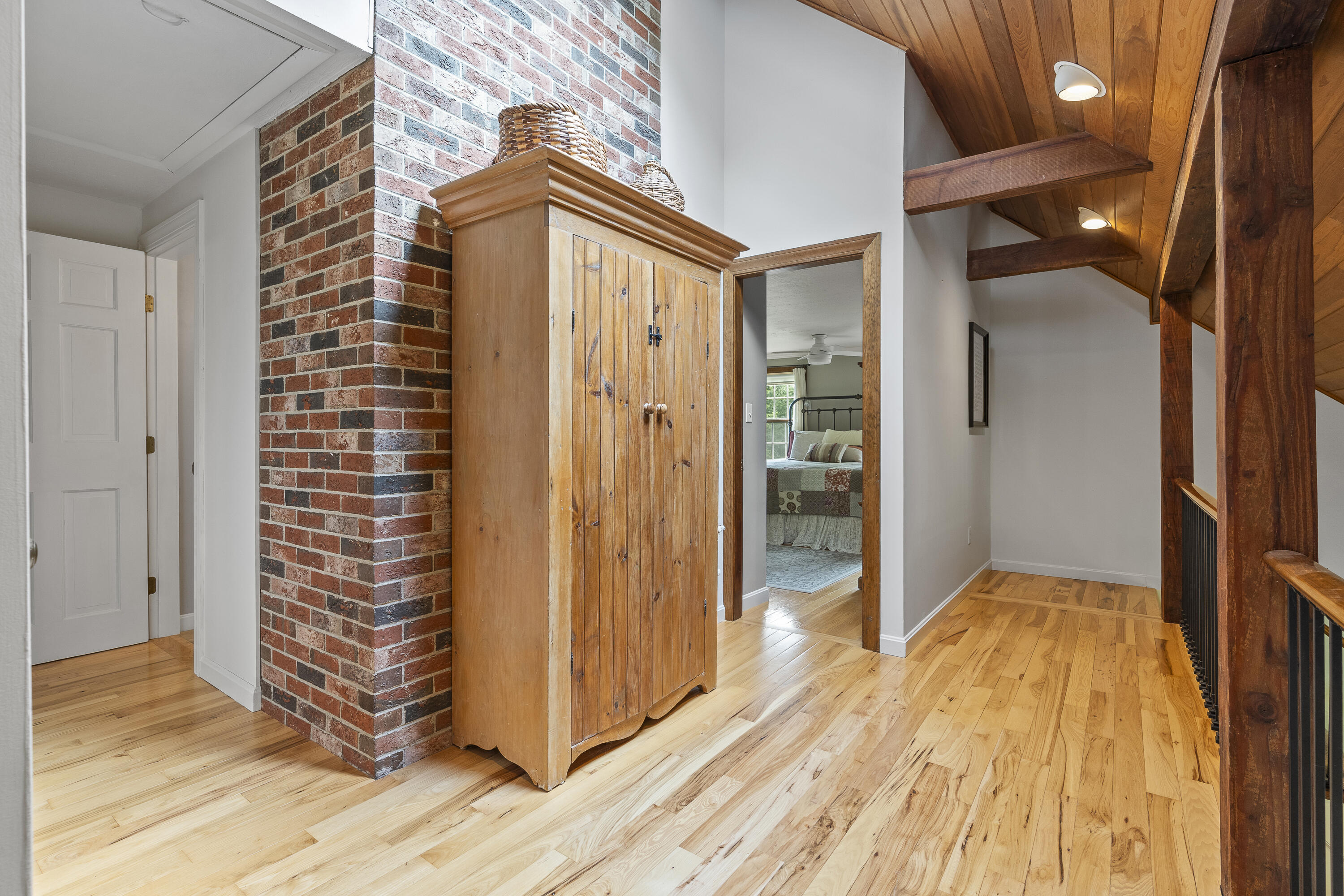 13 High Bluffs Road