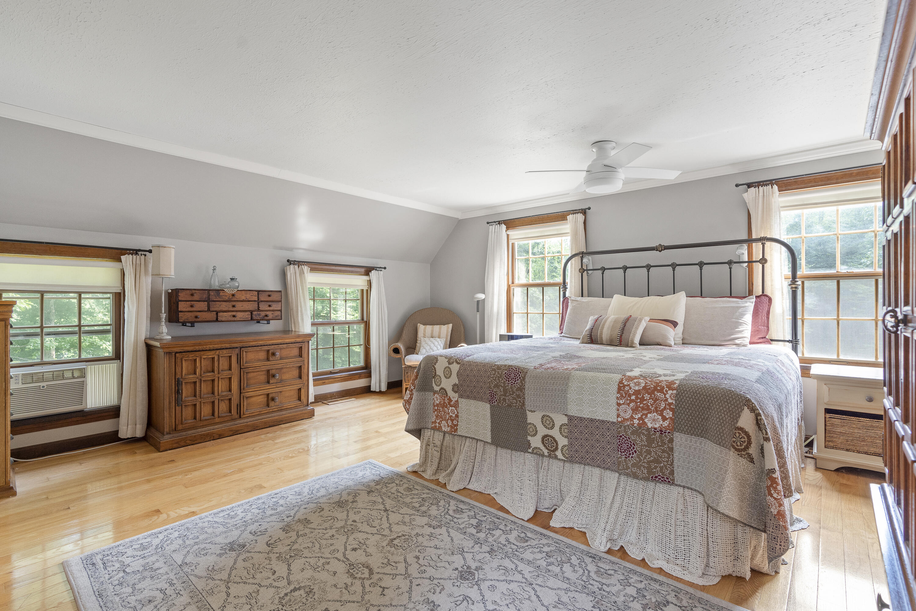 13 High Bluffs Road