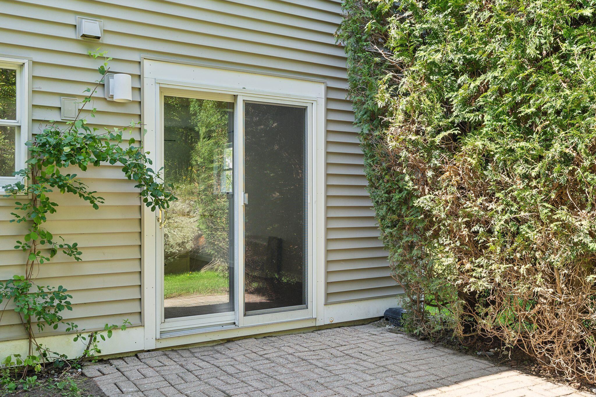 43 Glenridge Drive, 43