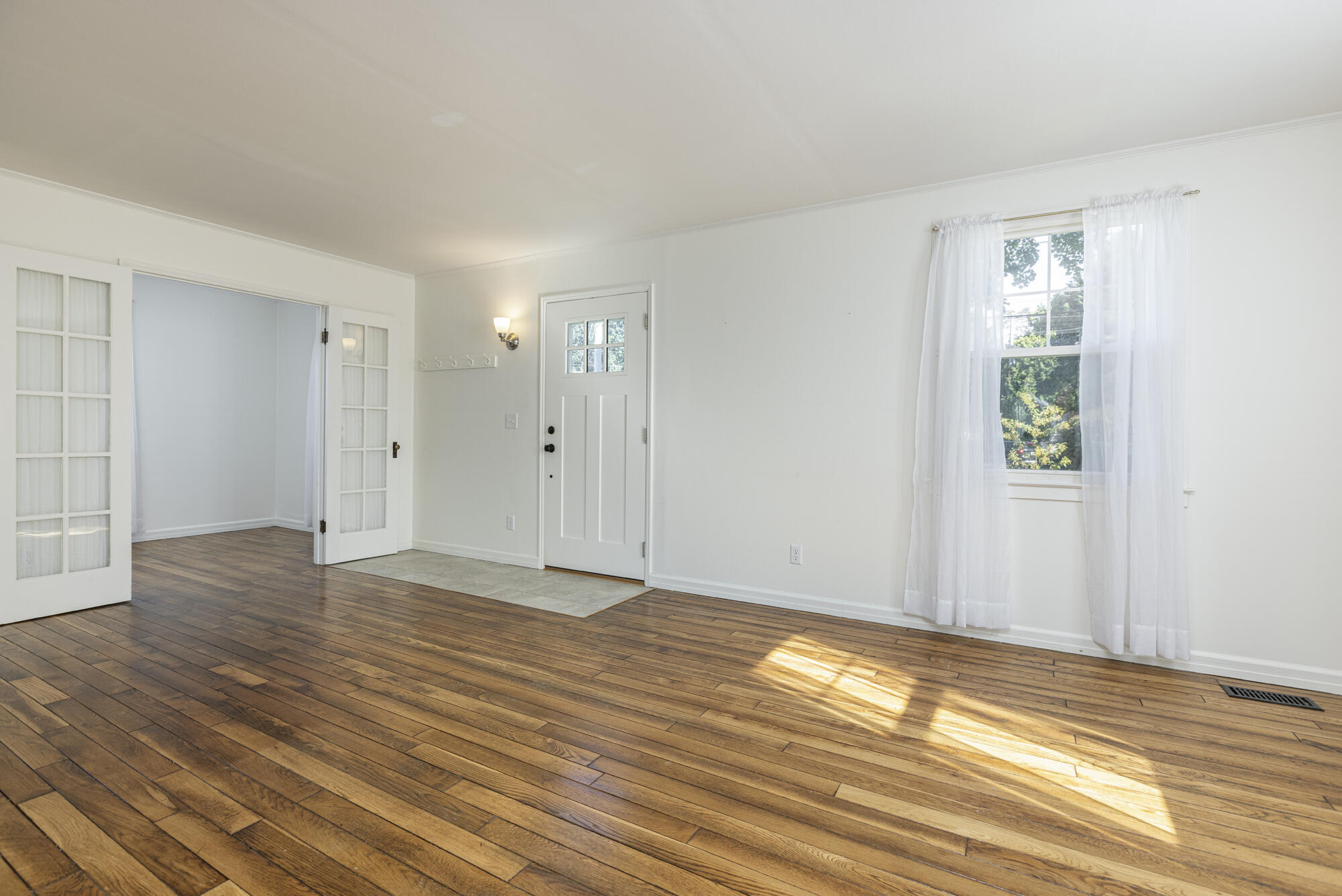 24 Farm Hill Road