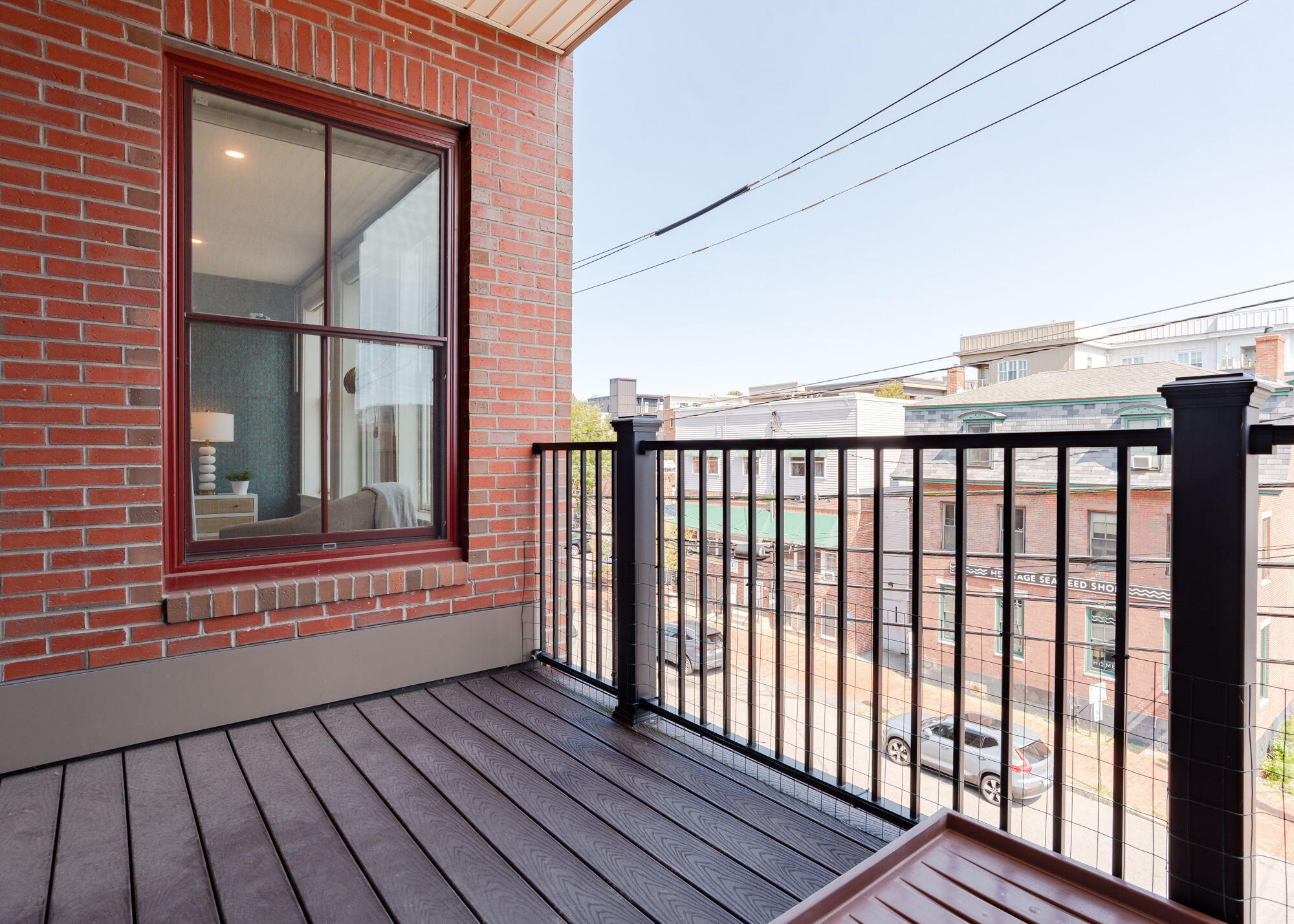 62 India Street, 304