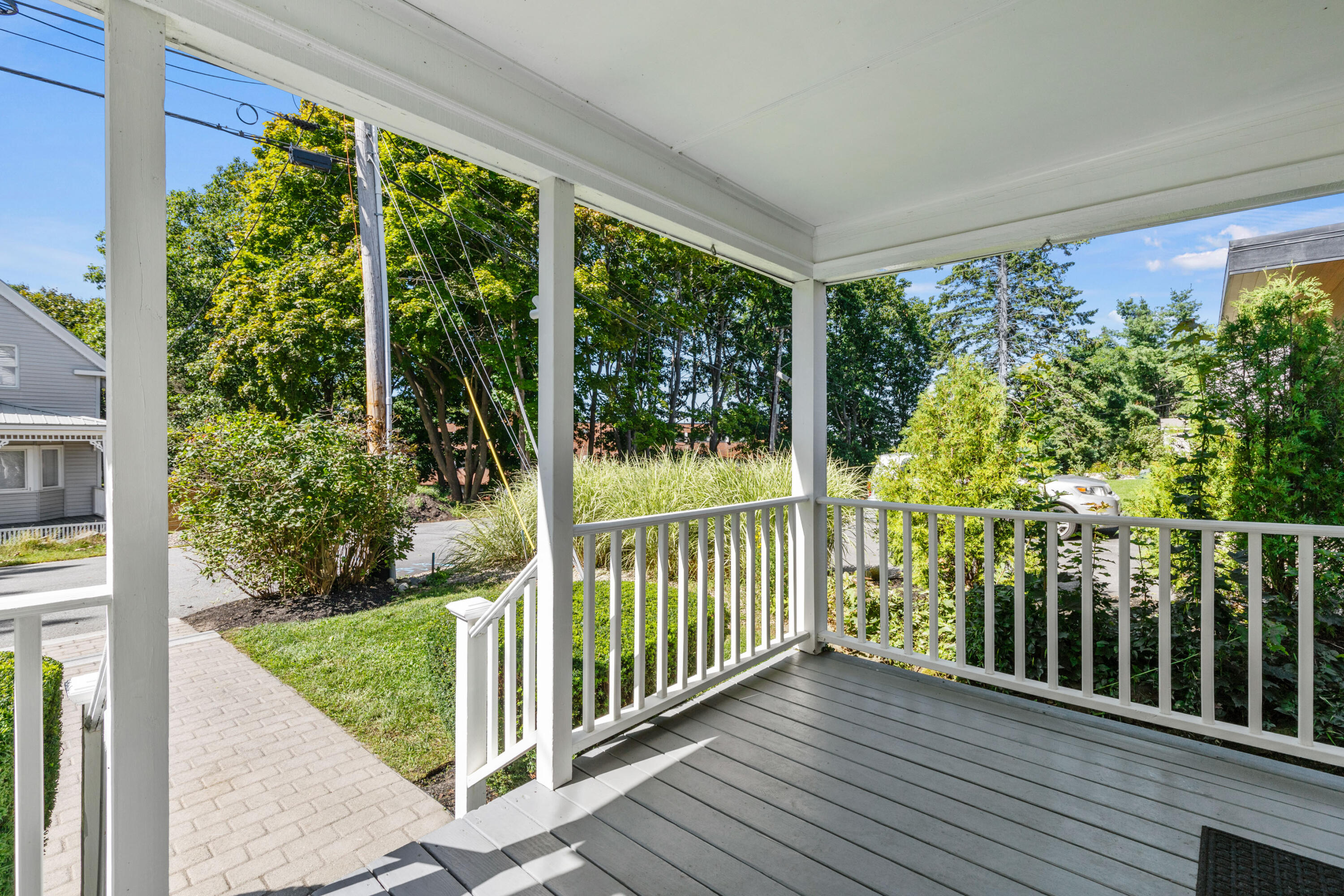 60 Surfsite Road