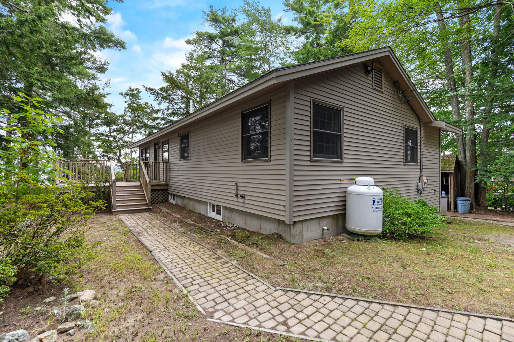 45 Lakeside Drive