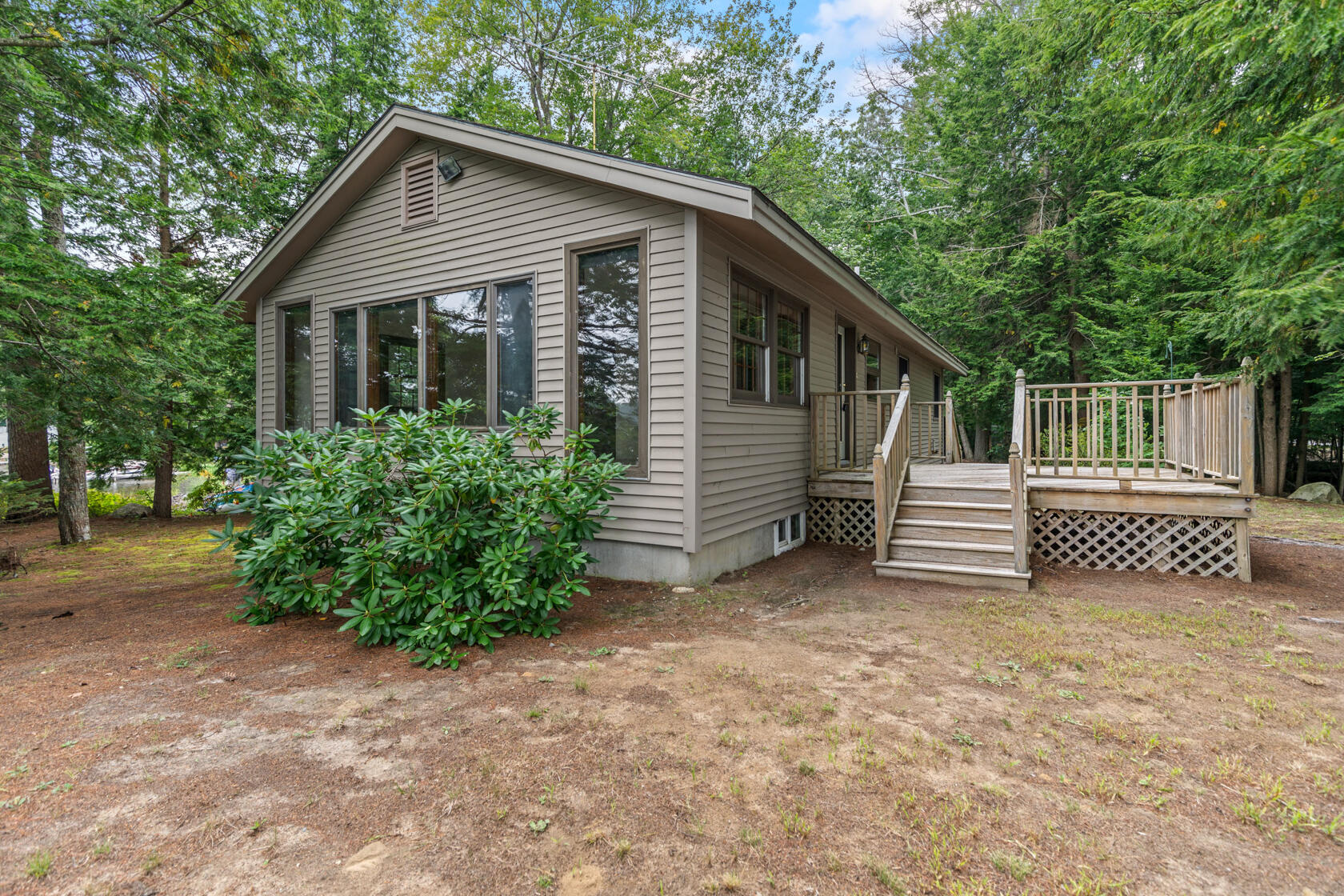 45 Lakeside Drive