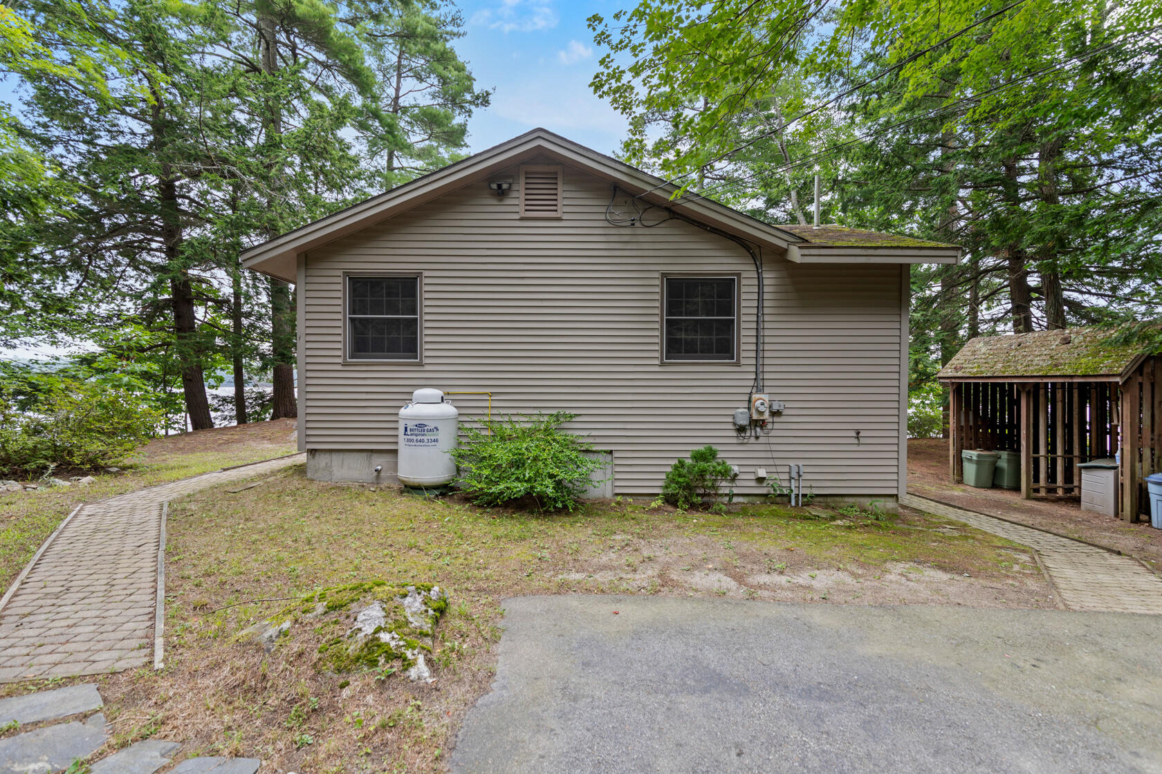 45 Lakeside Drive