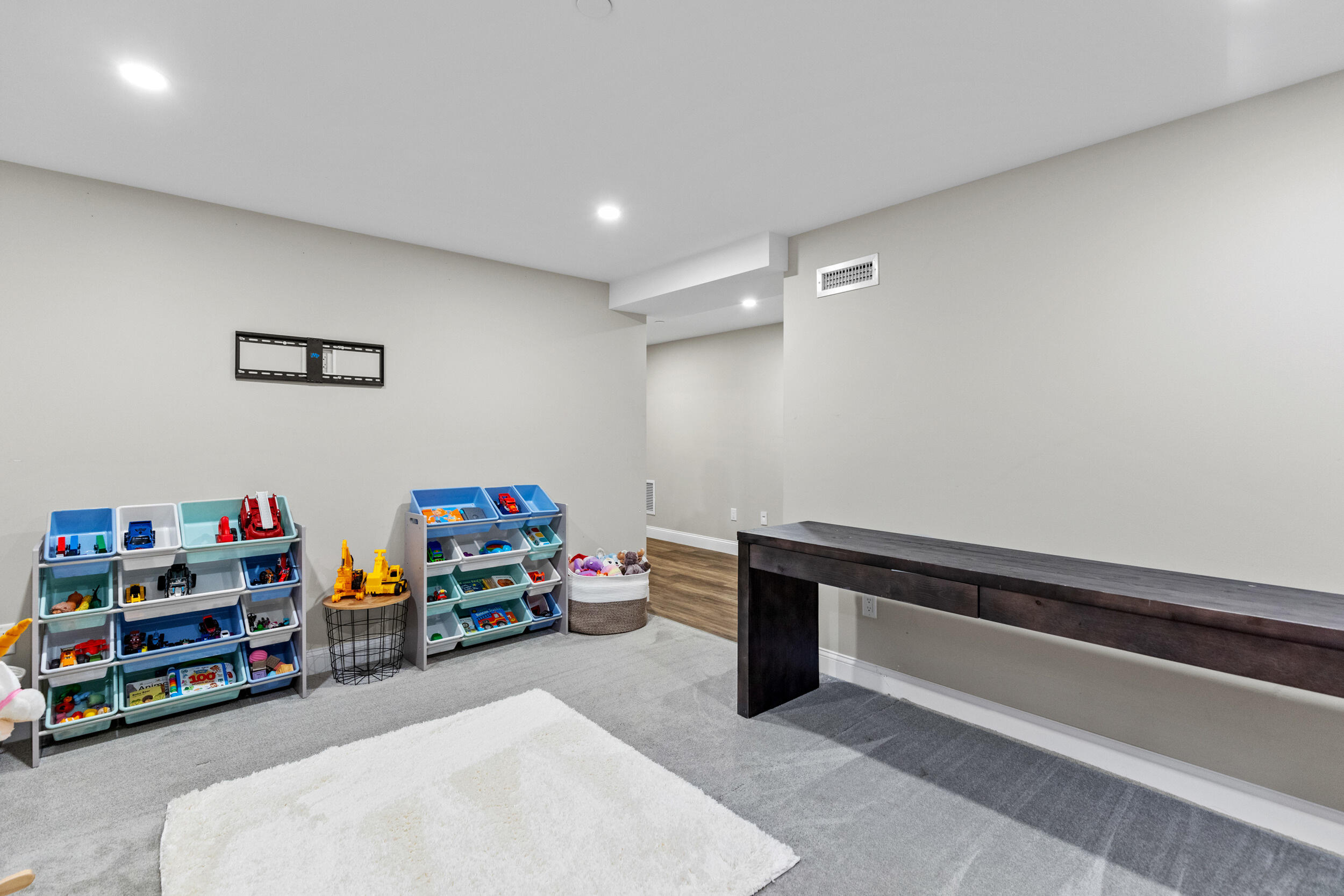 42 Leonards Way