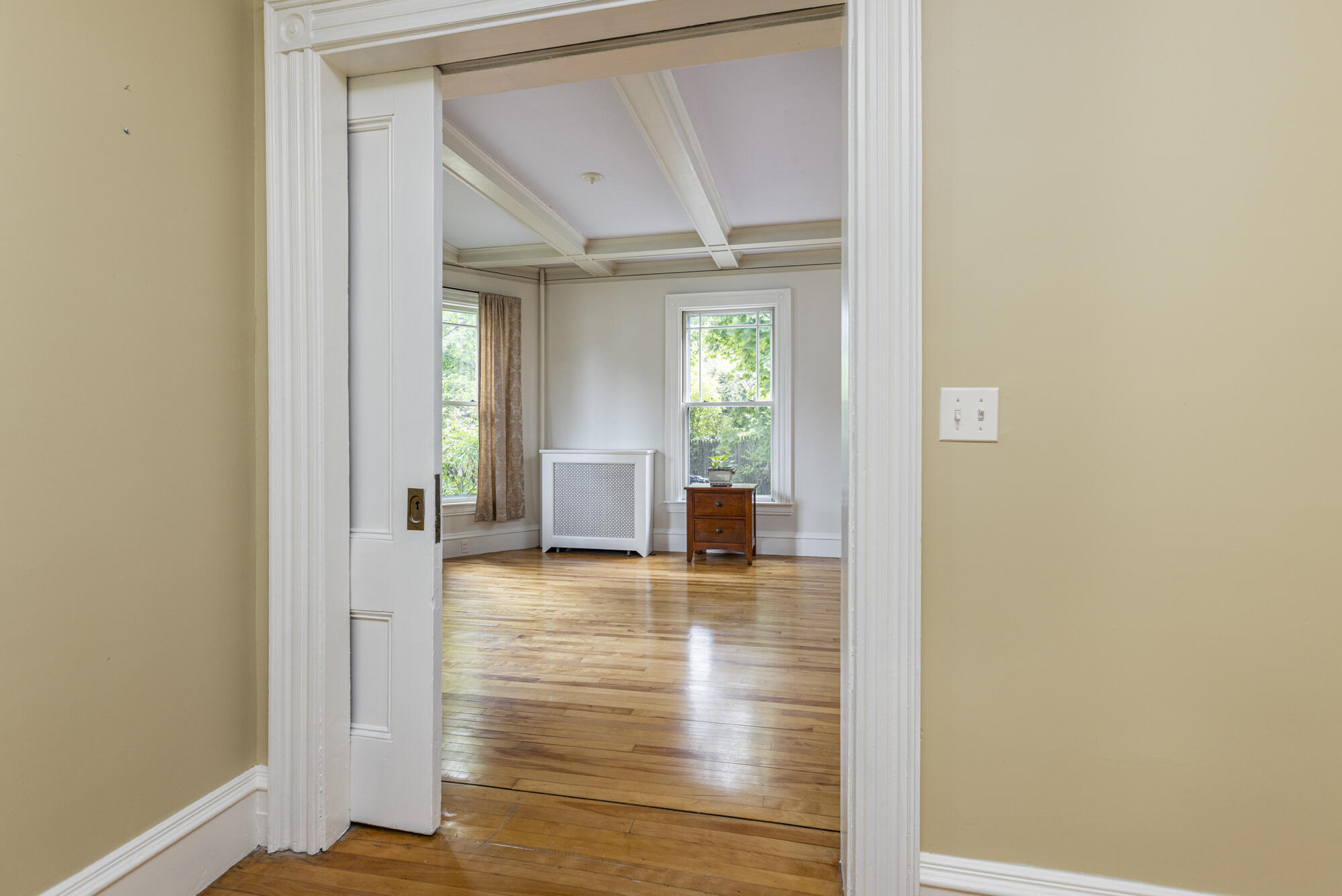 16 Nevens Street