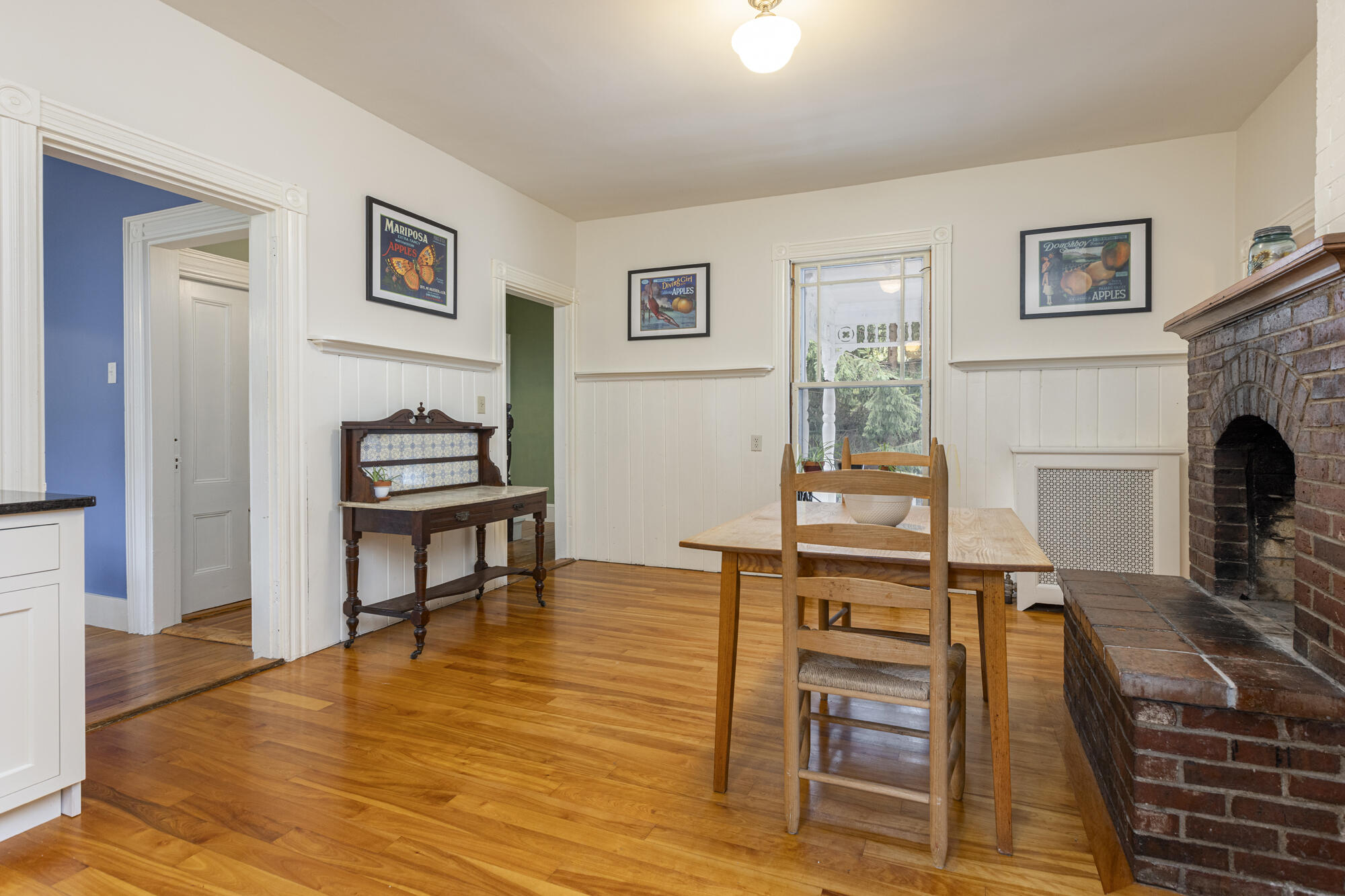 16 Nevens Street