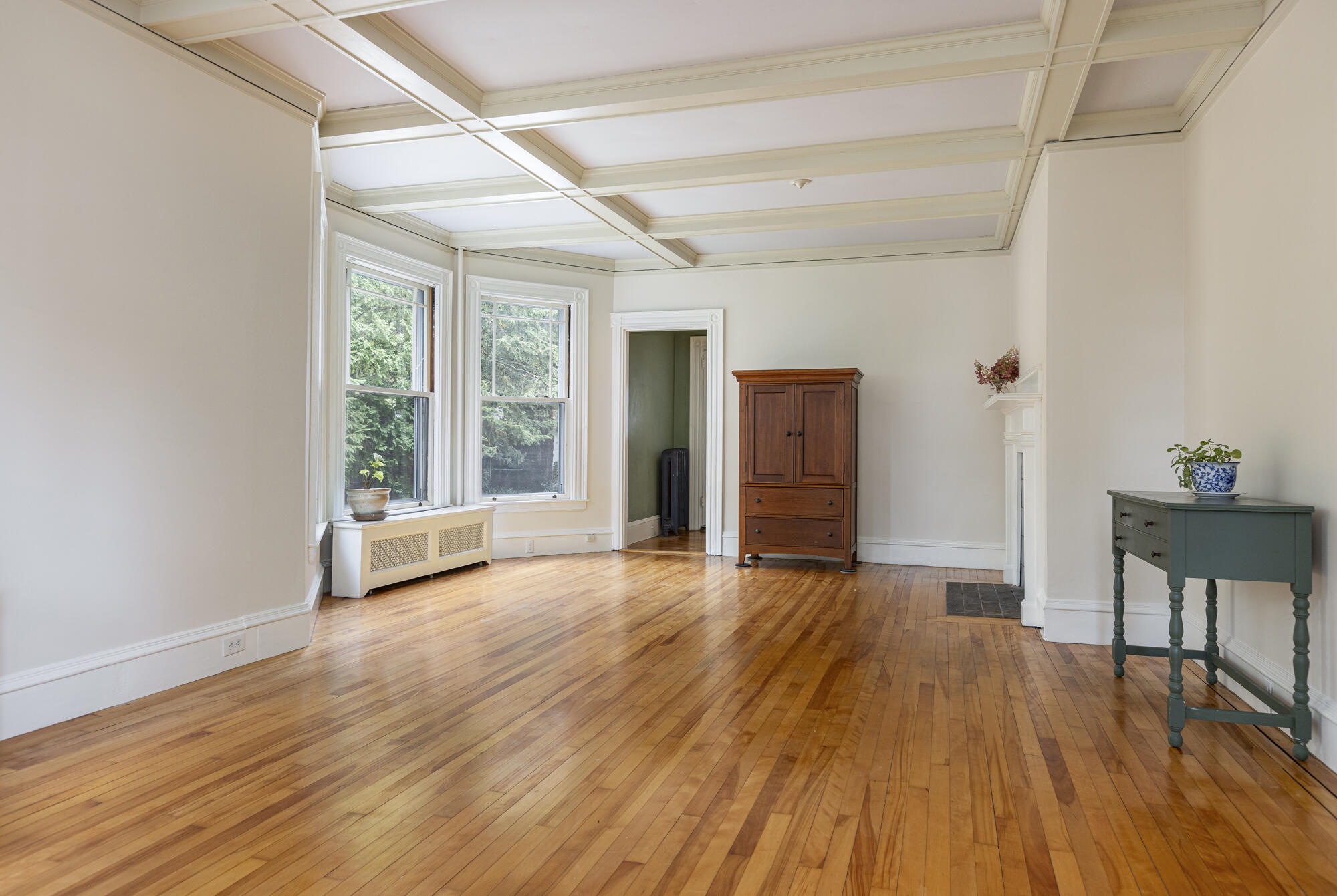 16 Nevens Street