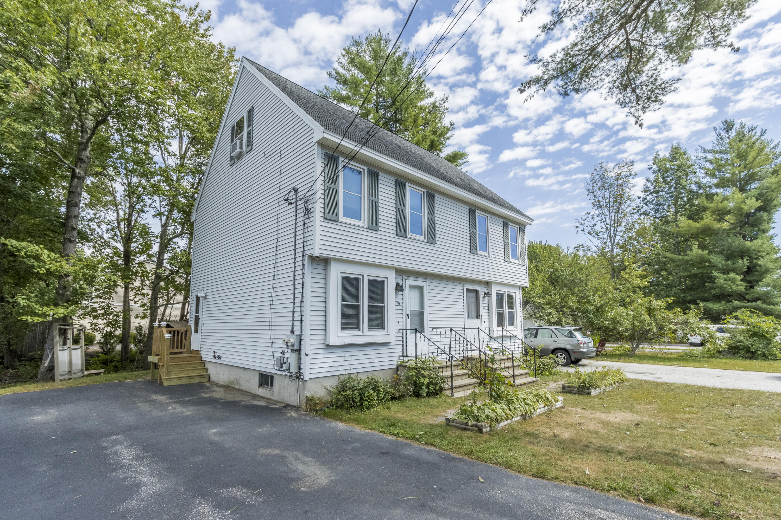 12 Stockman Avenue