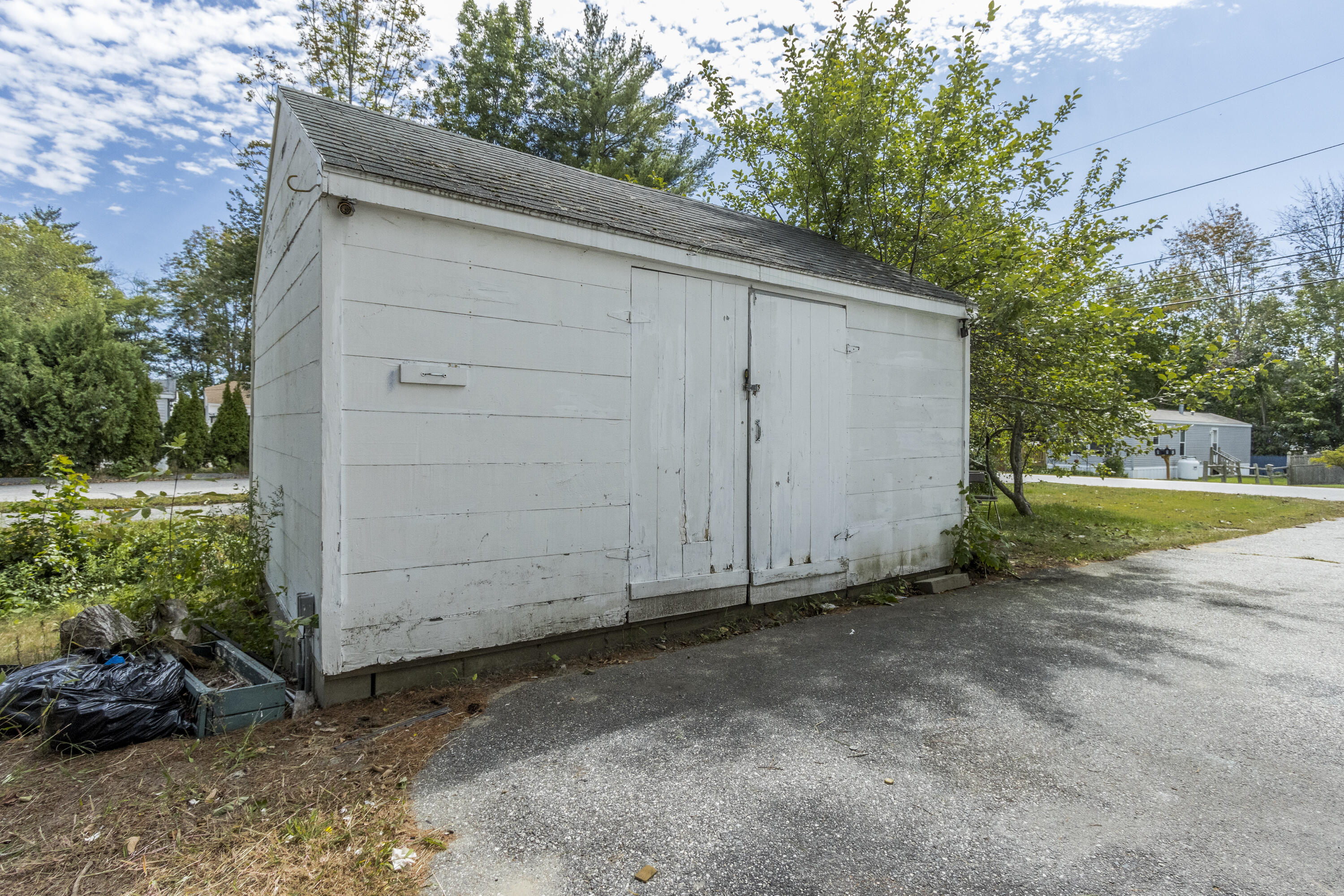 12 Stockman Avenue