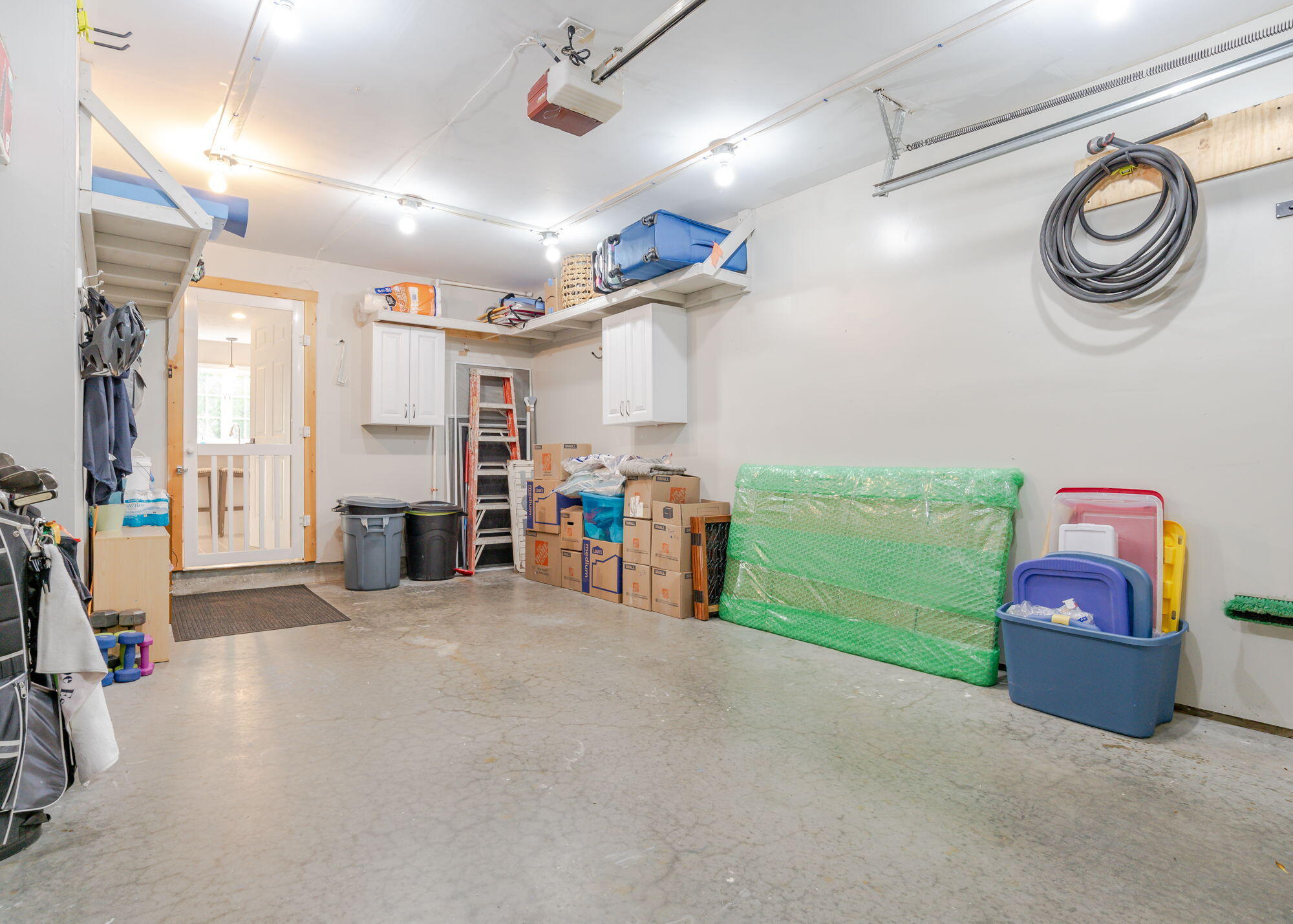 28 Joseph Drive, 28