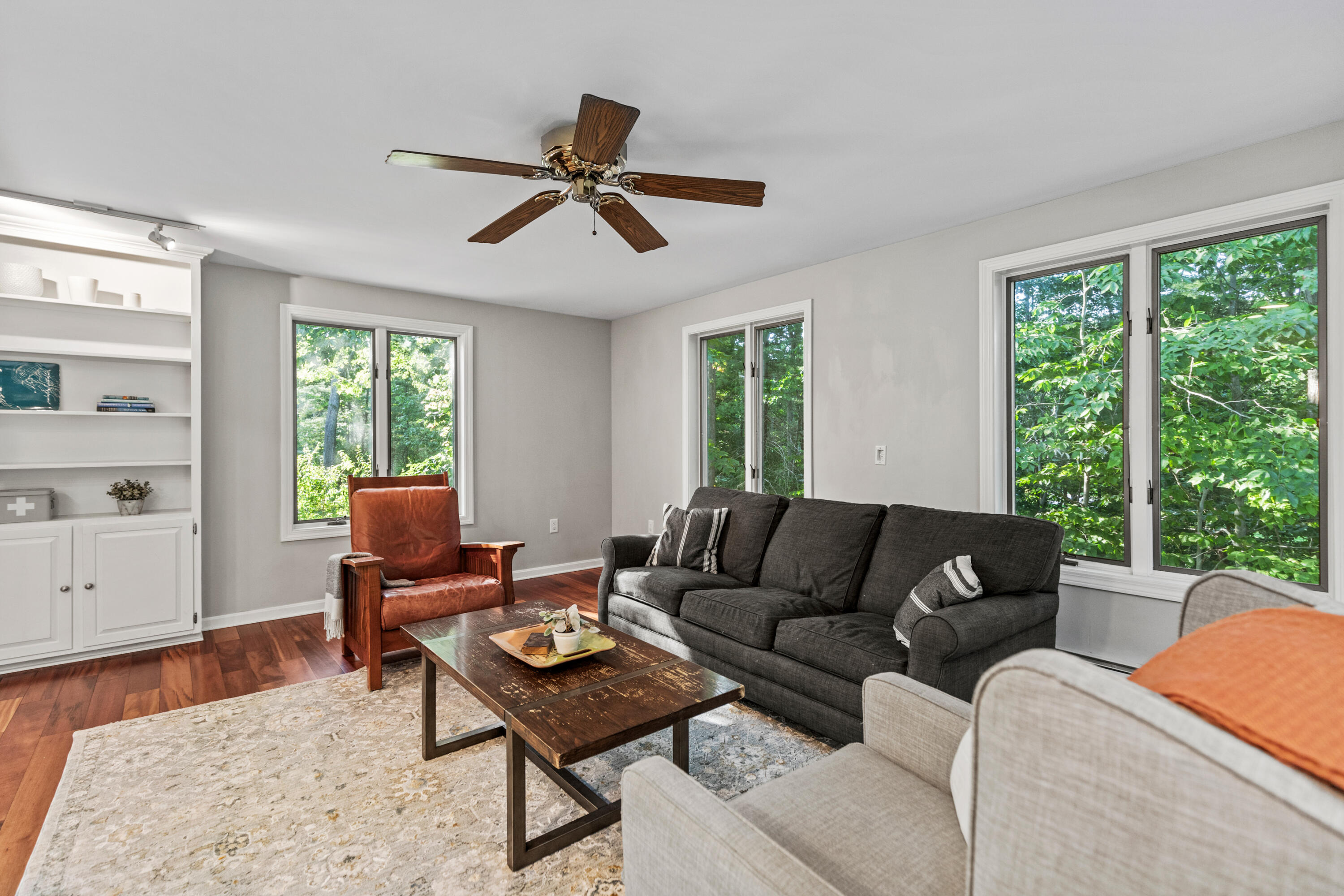 6 Hemlock Hill Road