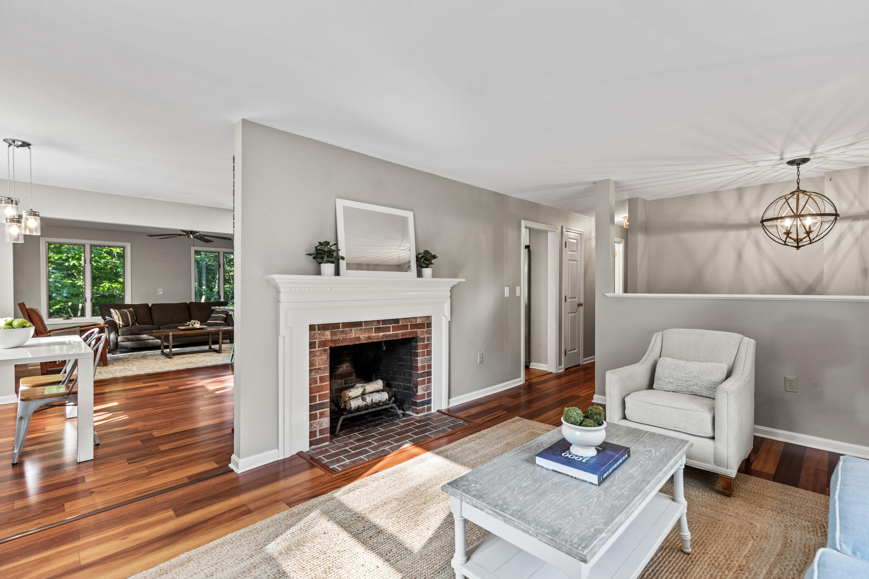 6 Hemlock Hill Road