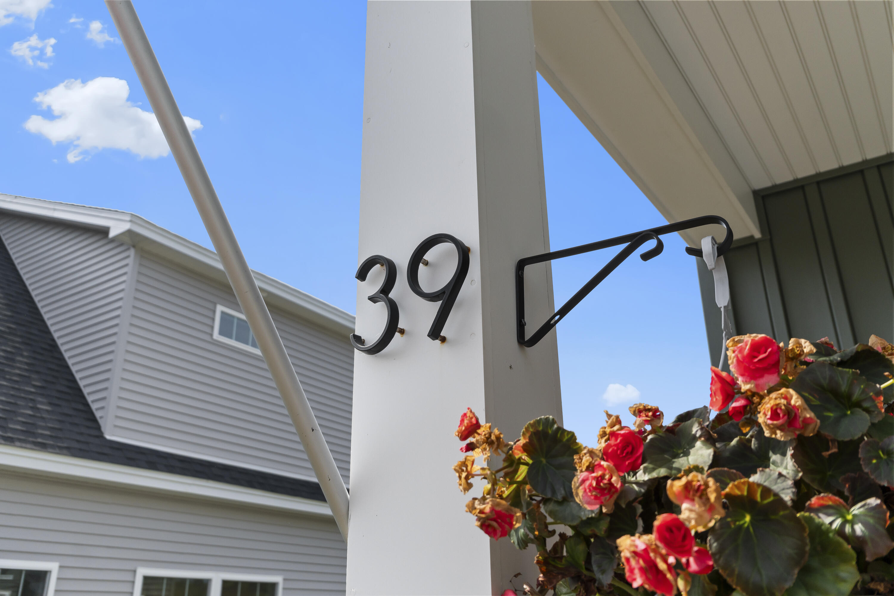 39 Arnies Alley, 1B.5