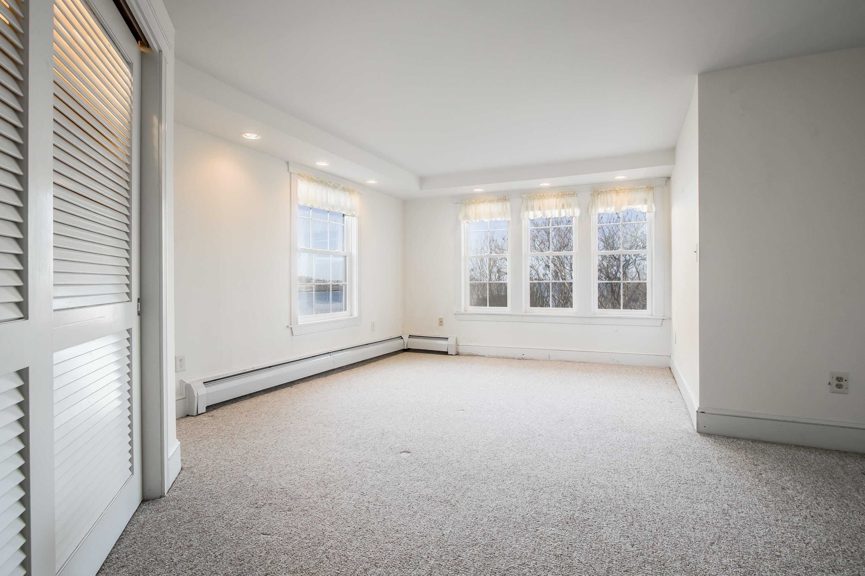 28 Salt Spray Lane