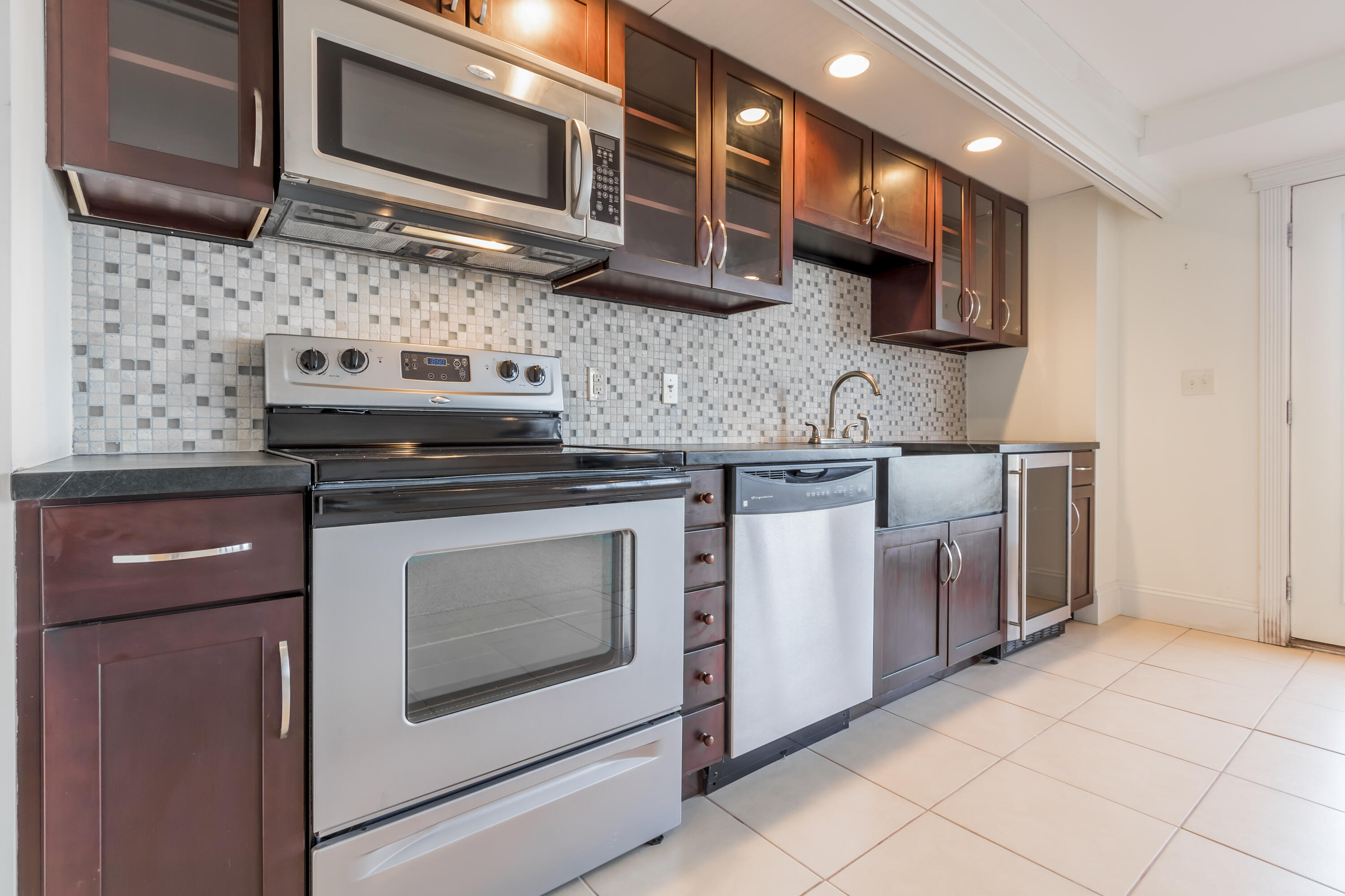 28 Salt Spray Lane