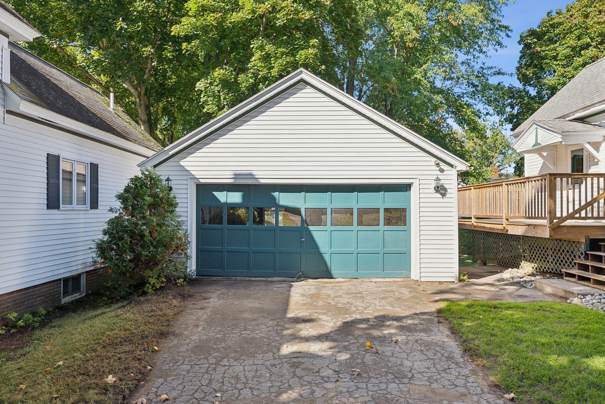 22 Berry Avenue