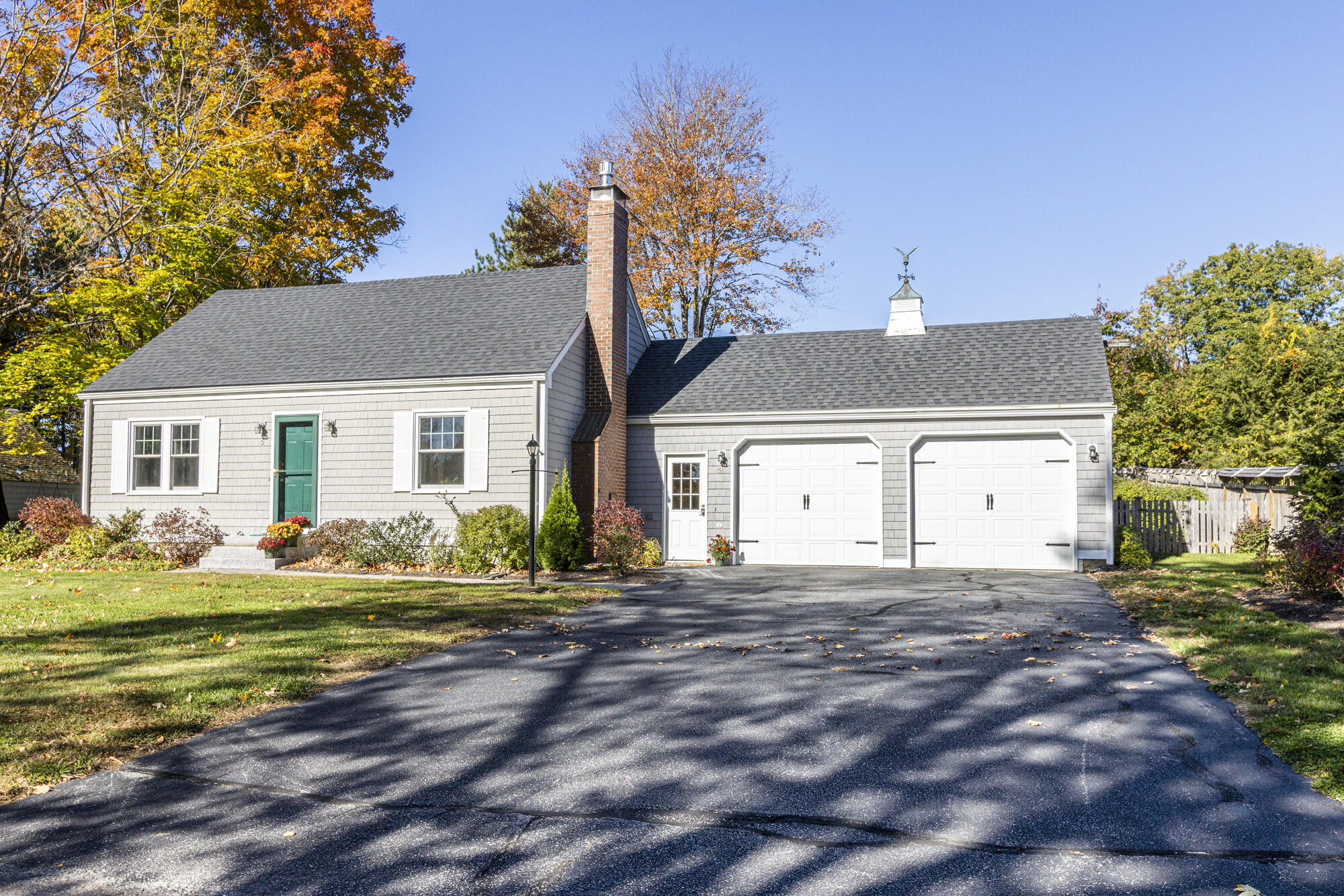 5 Crestwood Road