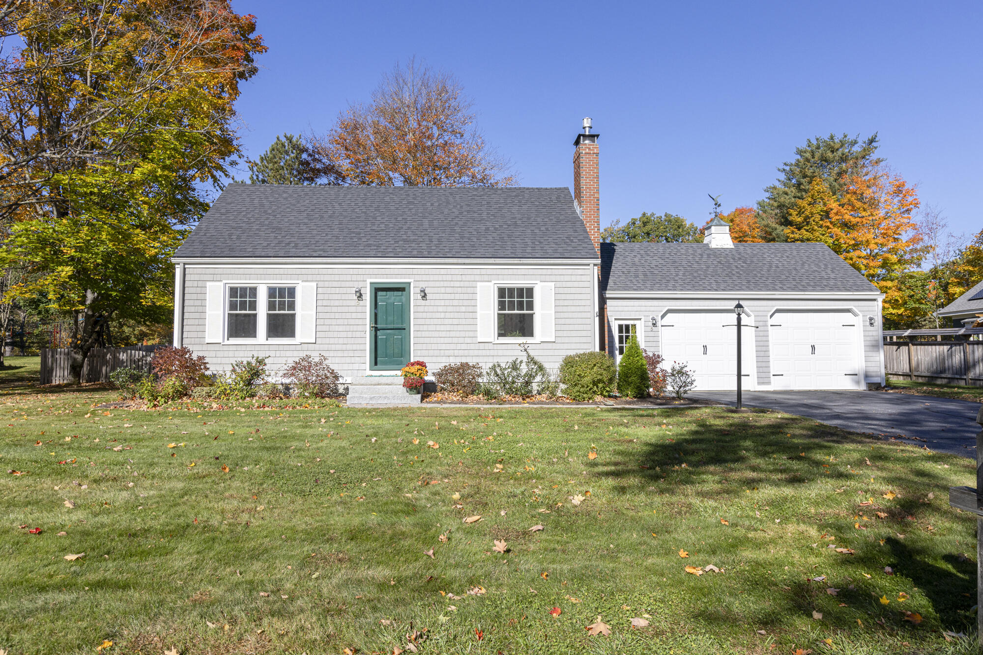 5 Crestwood Road