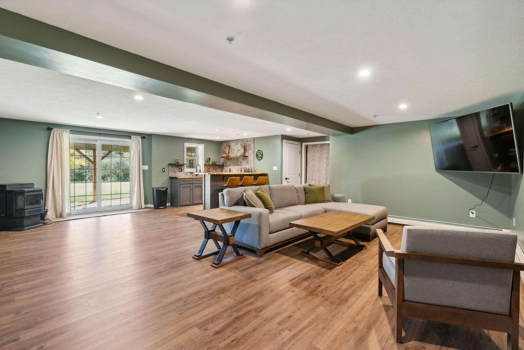 18 Copperhead Drive