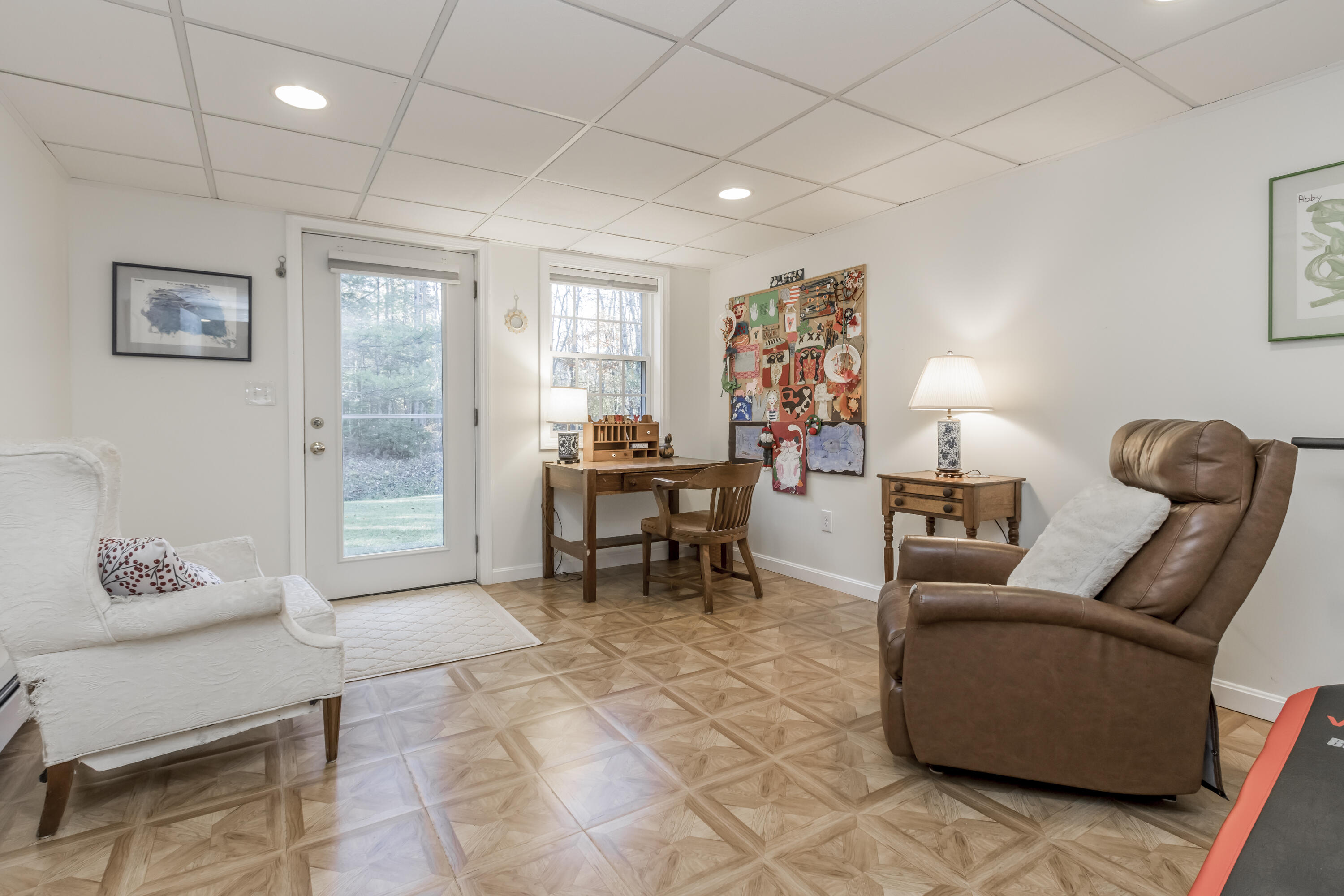 8 Lupine Court, 8