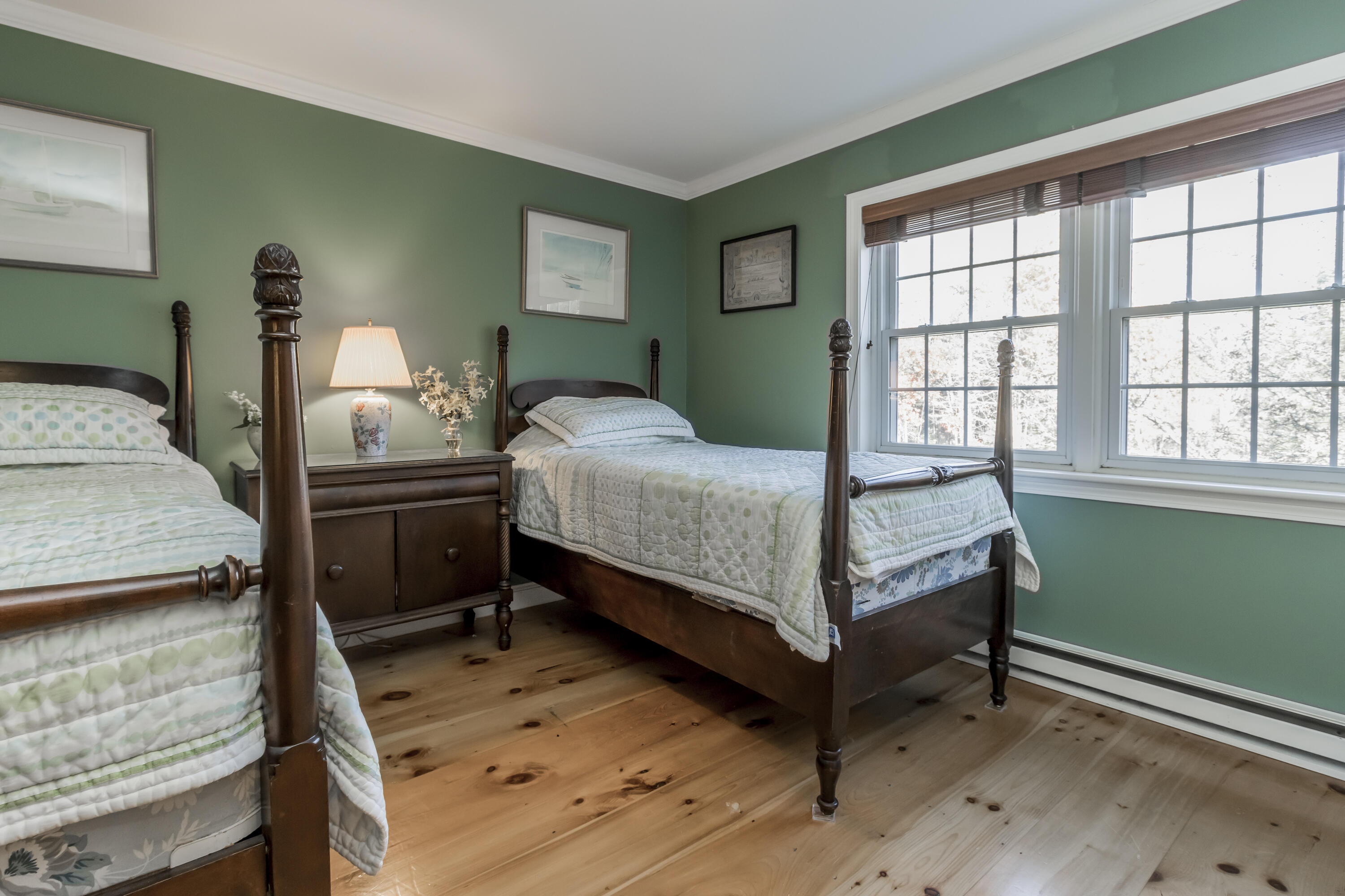 8 Lupine Court, 8