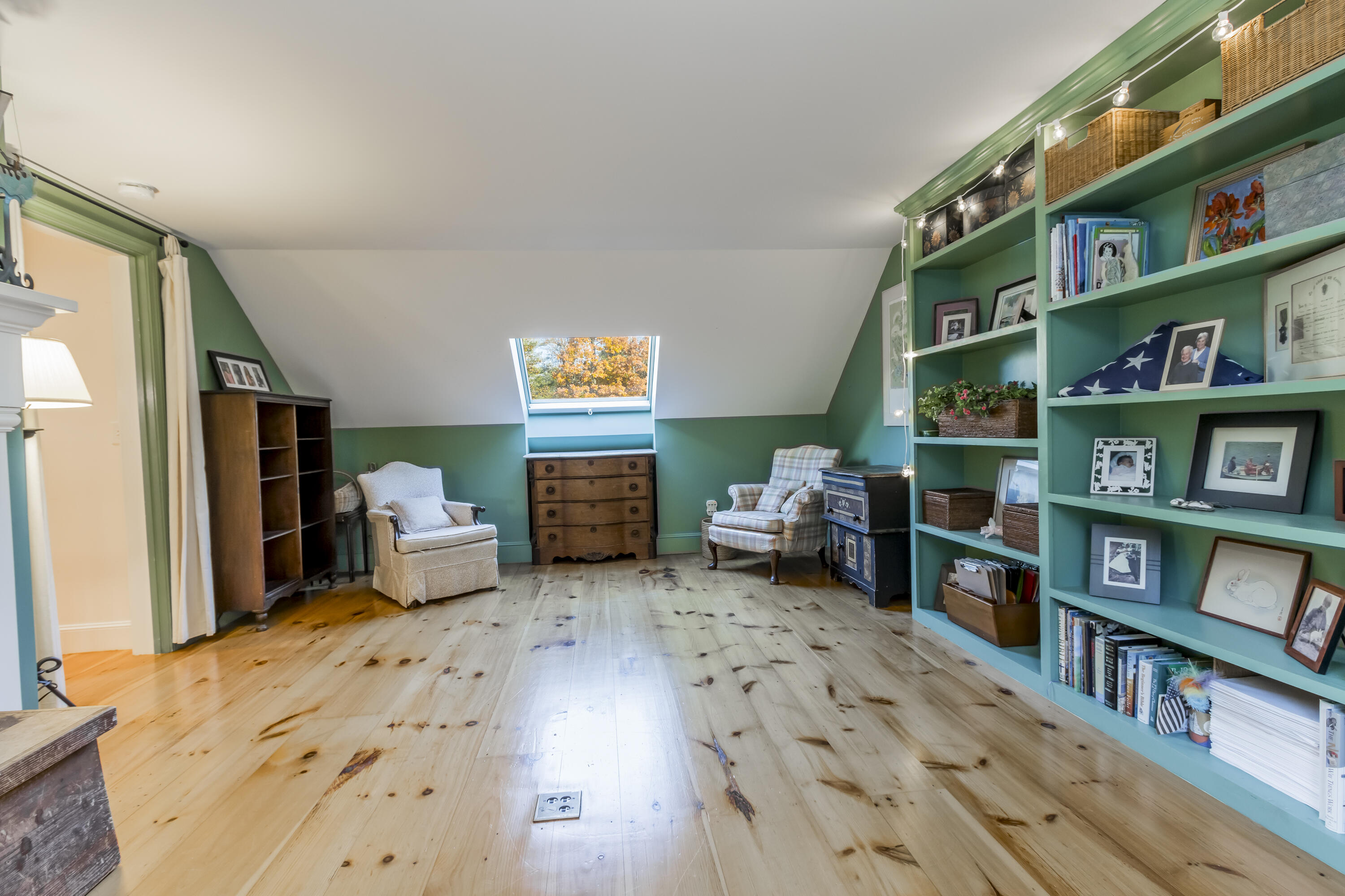 8 Lupine Court, 8