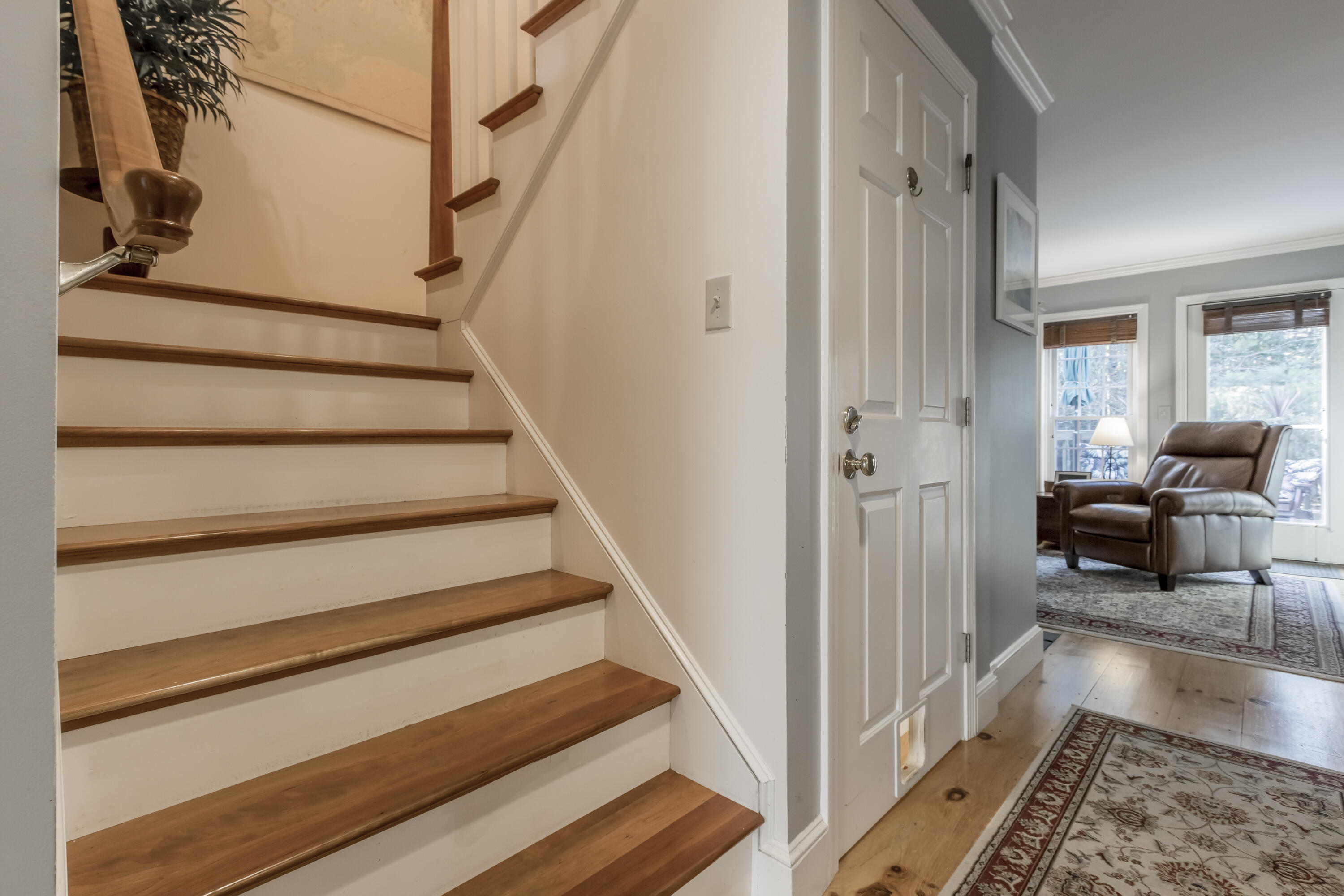8 Lupine Court, 8
