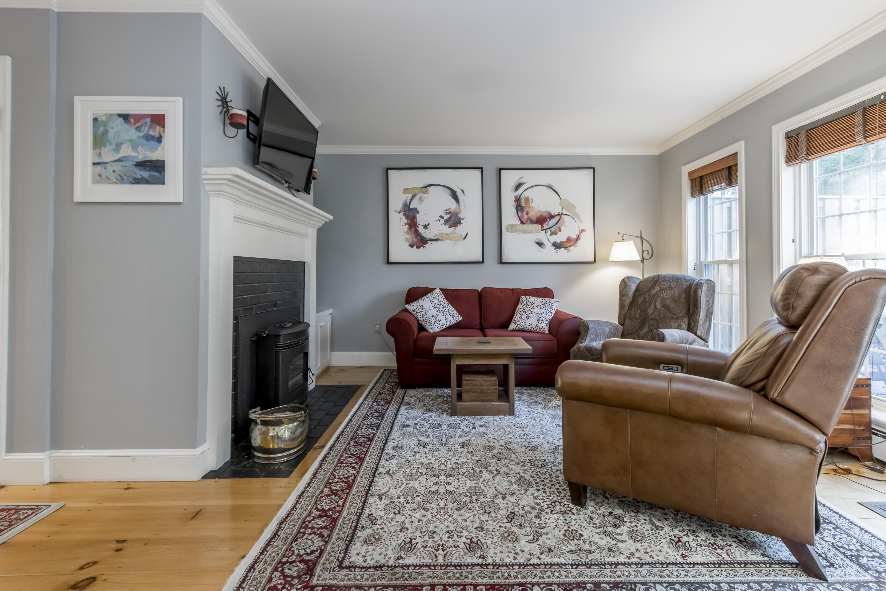 8 Lupine Court, 8