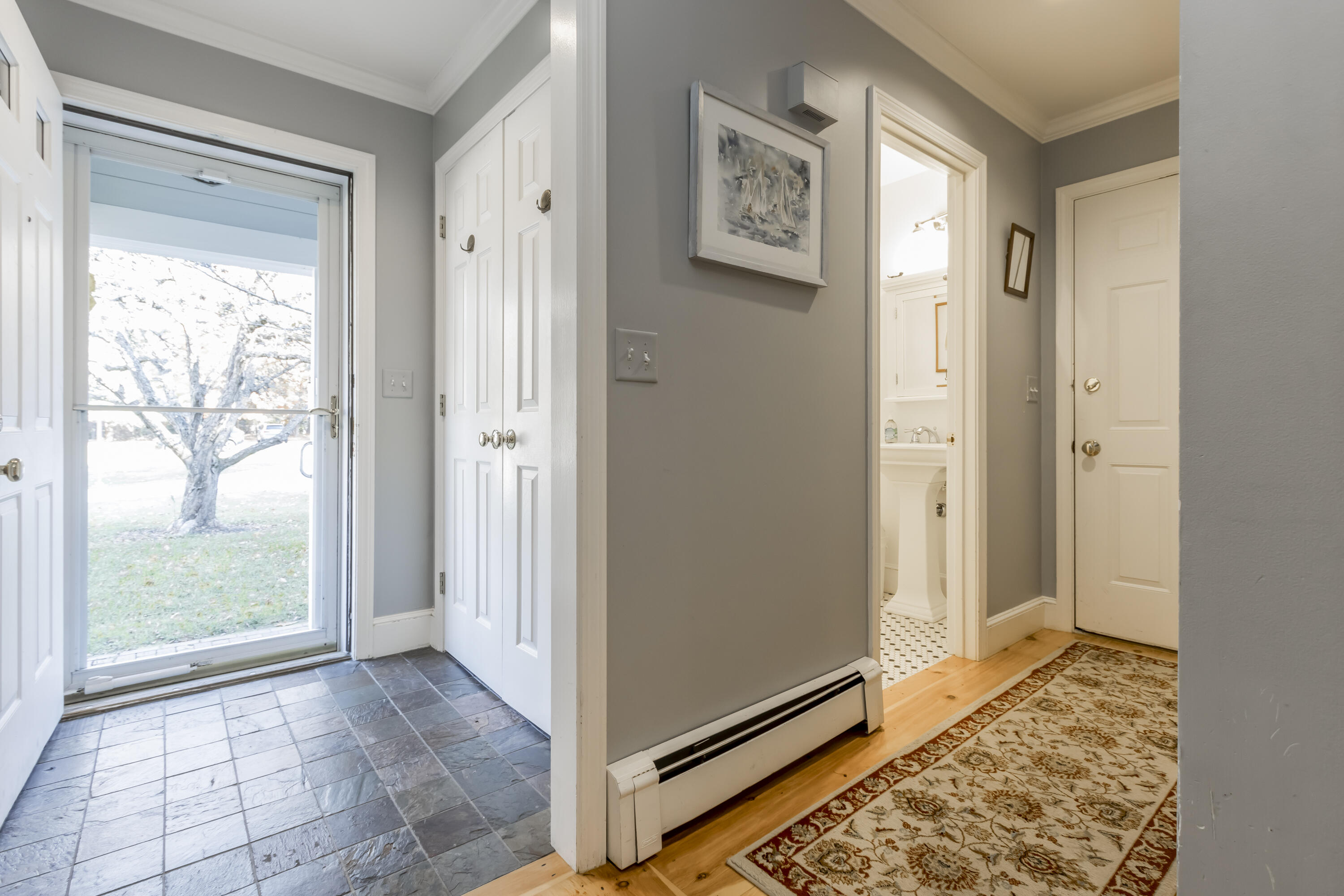 8 Lupine Court, 8