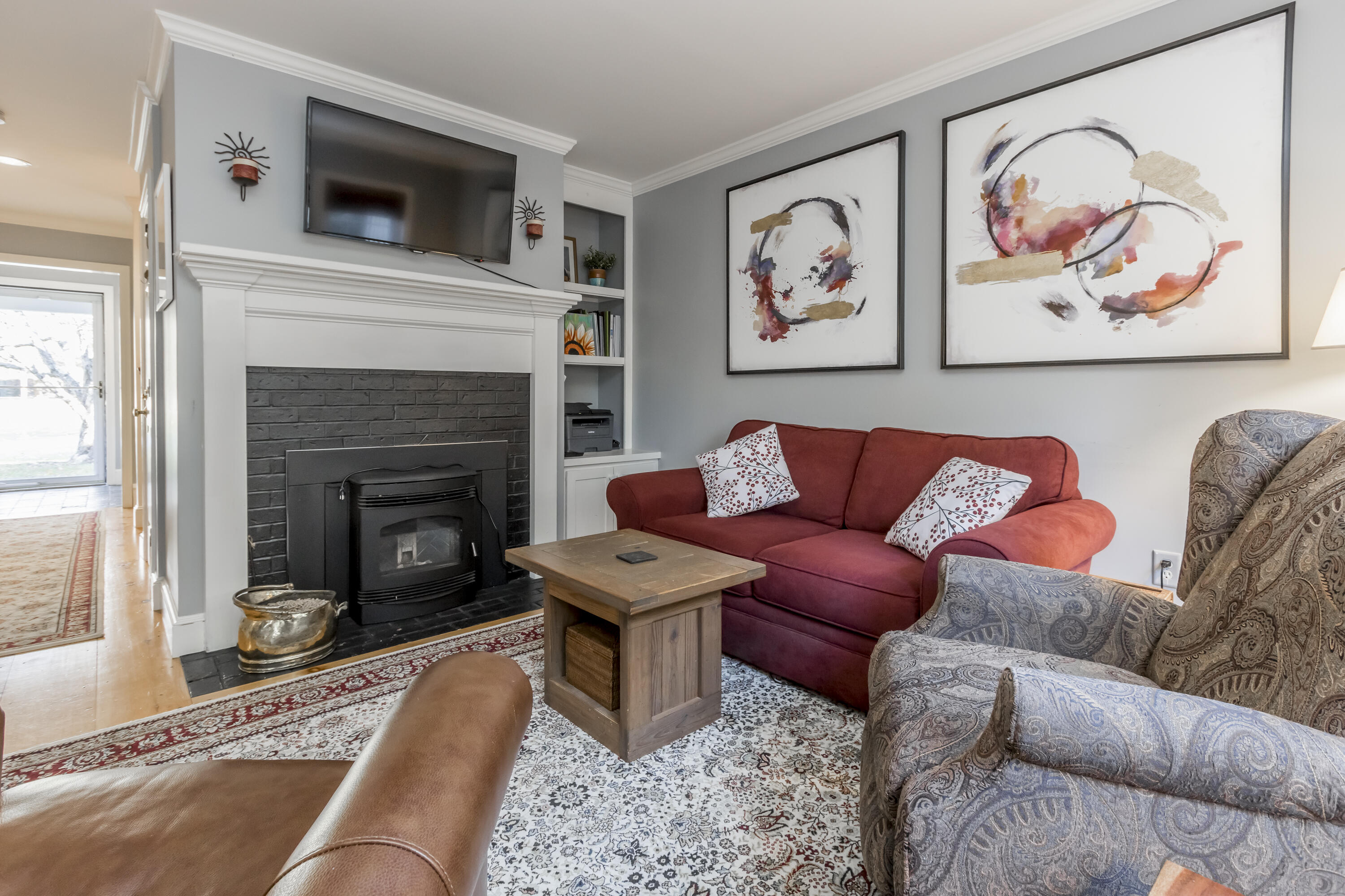 8 Lupine Court, 8