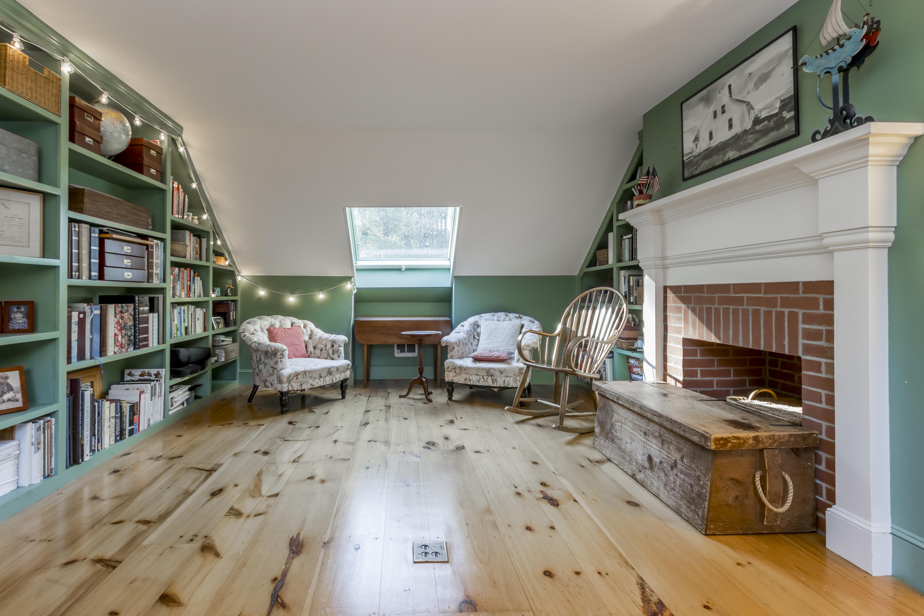 8 Lupine Court, 8