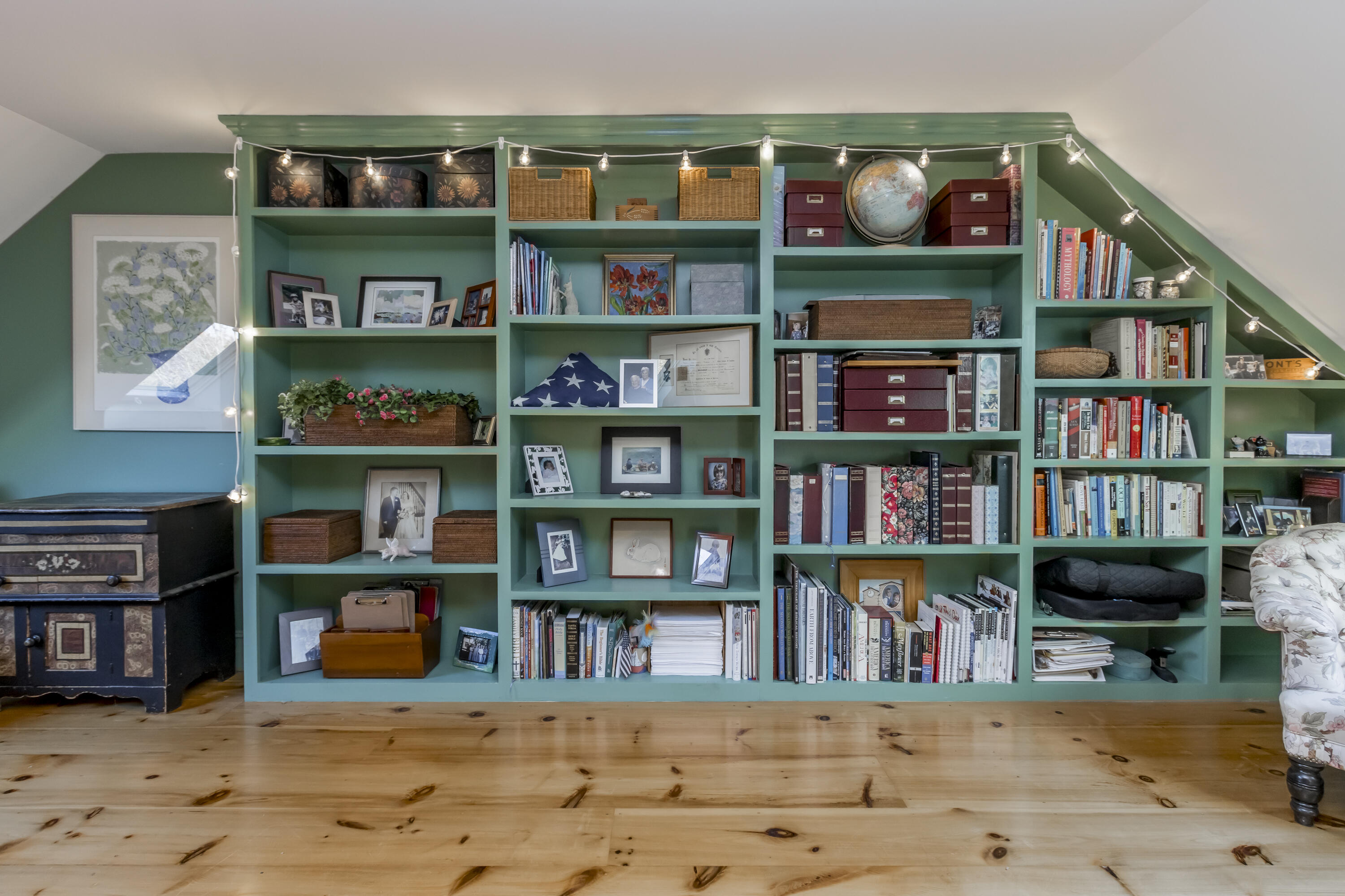 8 Lupine Court, 8